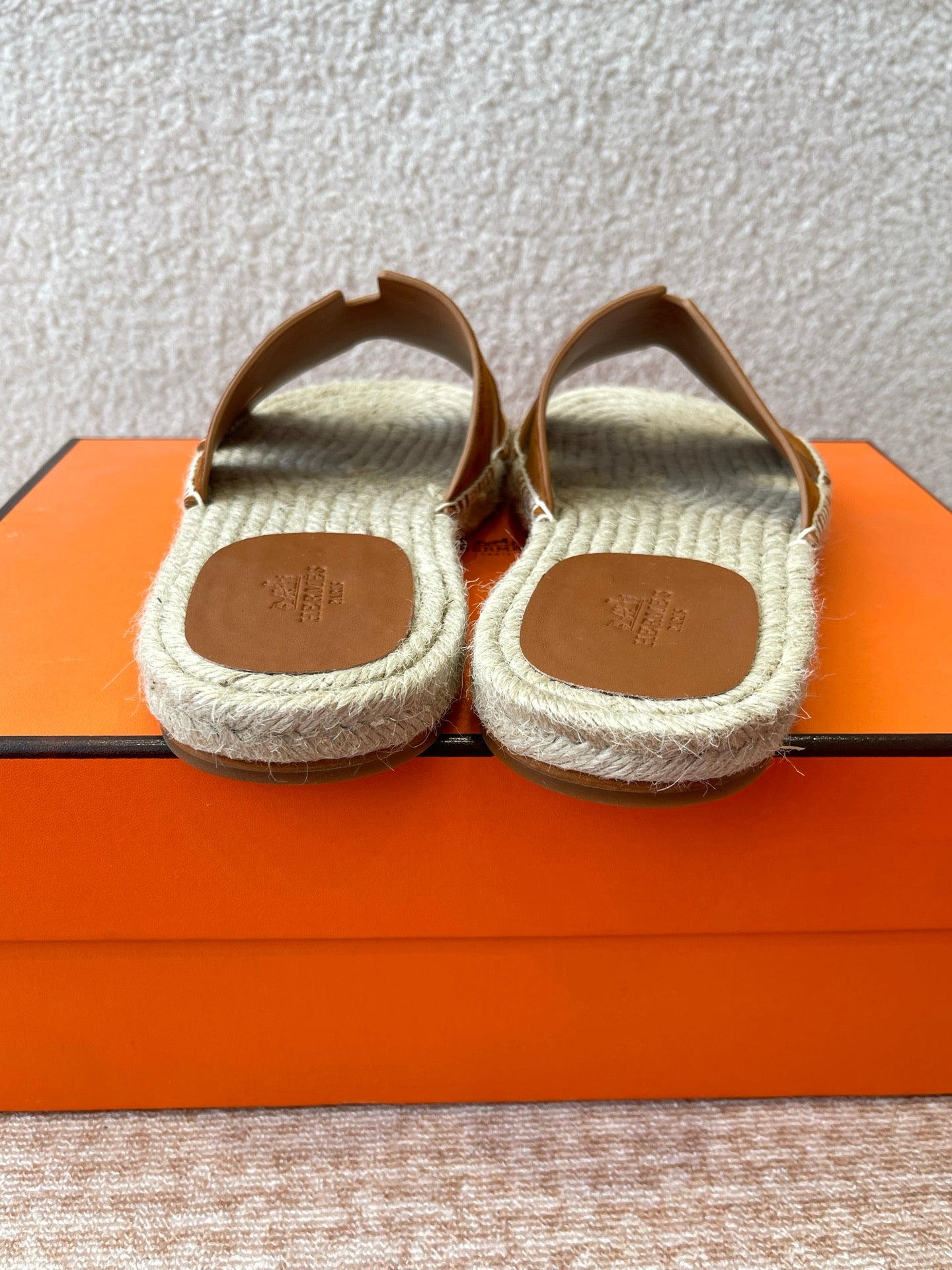 LuxluxHouse Best Quality Women Shoes Hermes