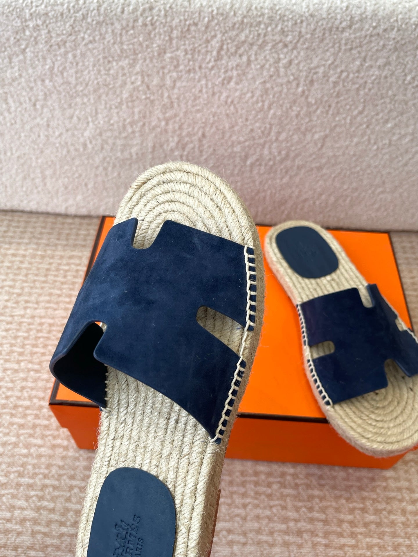 LuxluxHouse Best Quality Women Shoes Hermes