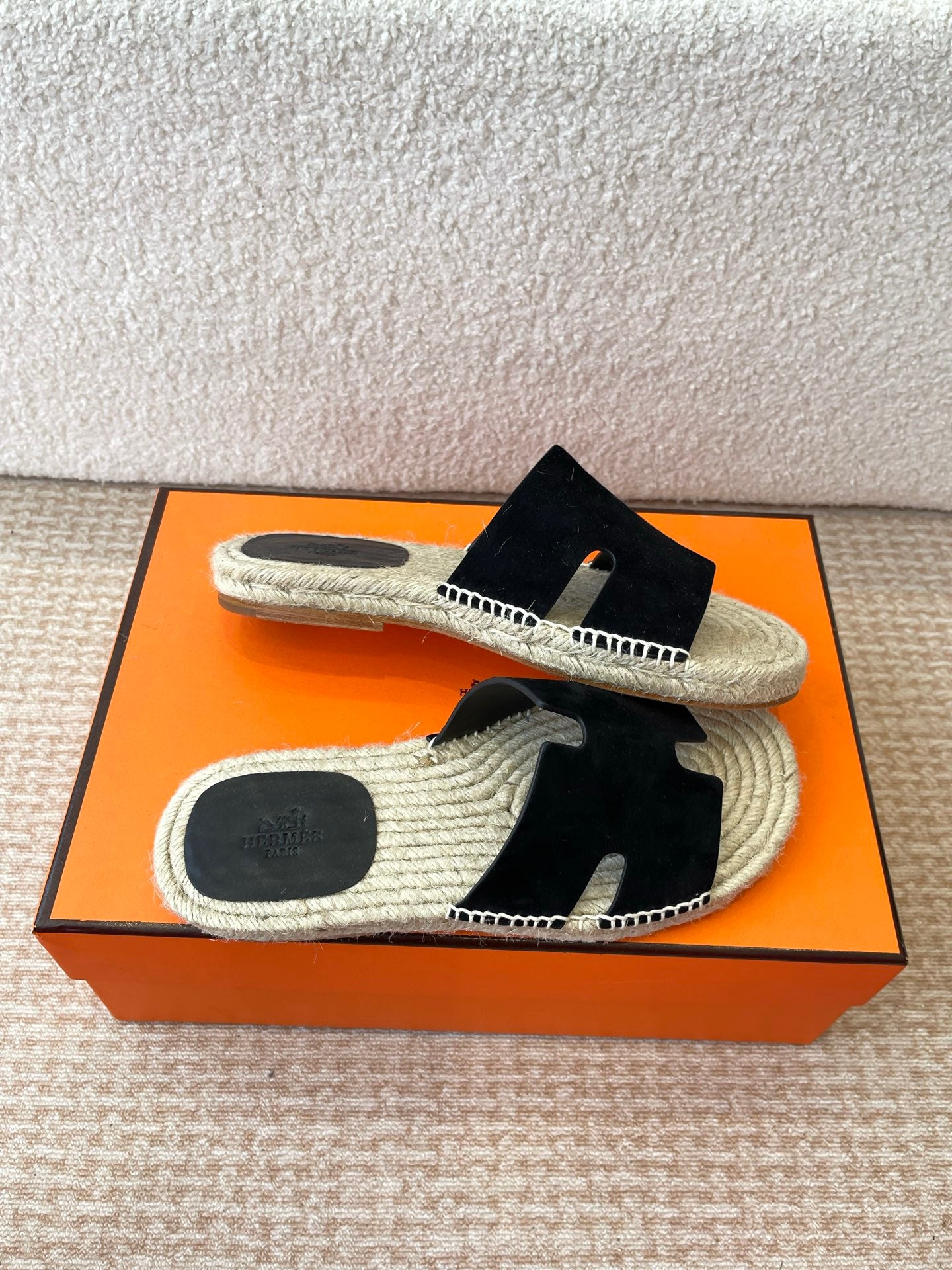 LuxluxHouse Best Quality Women Shoes Hermes