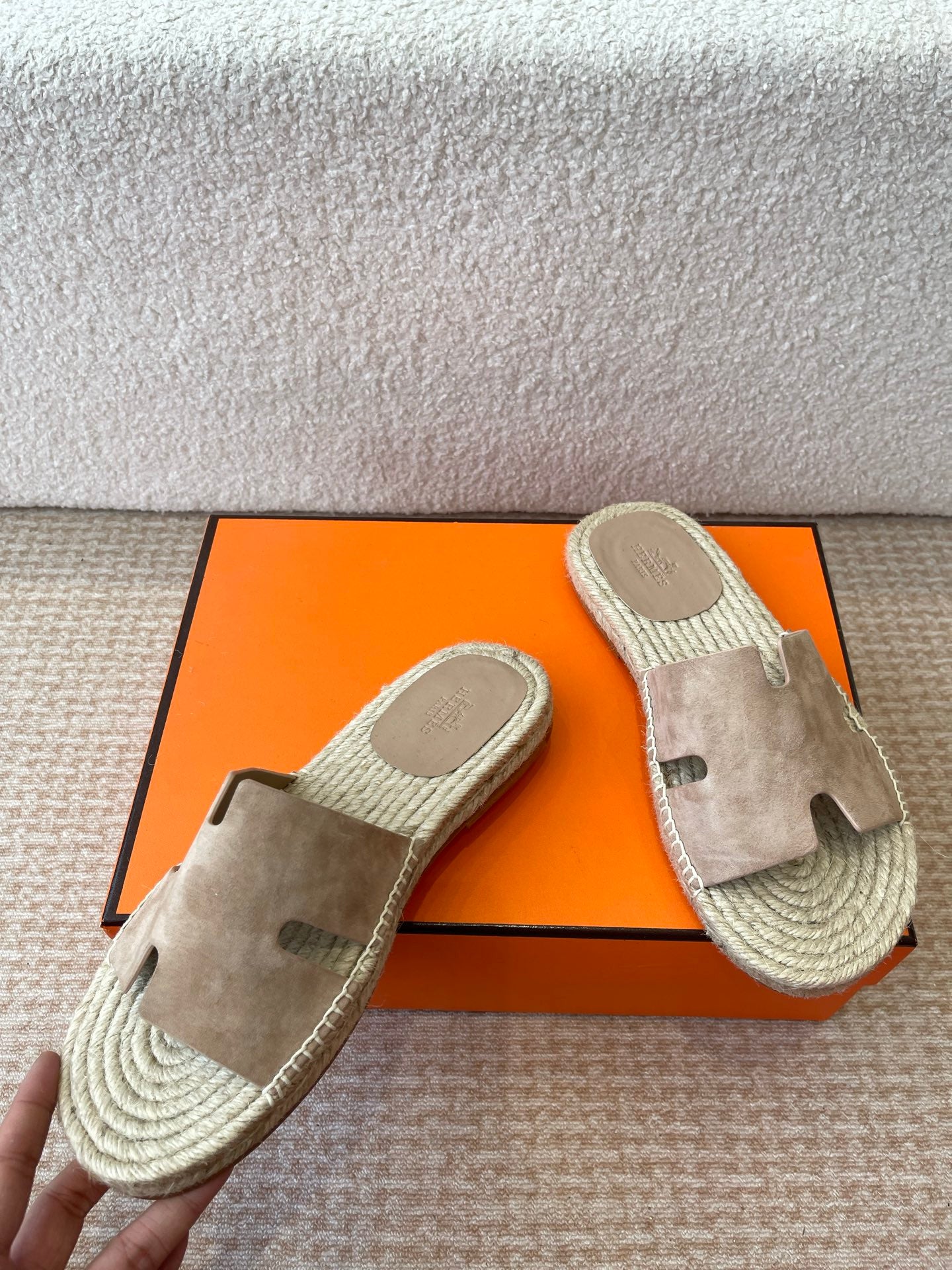 LuxluxHouse Best Quality Women Shoes Hermes