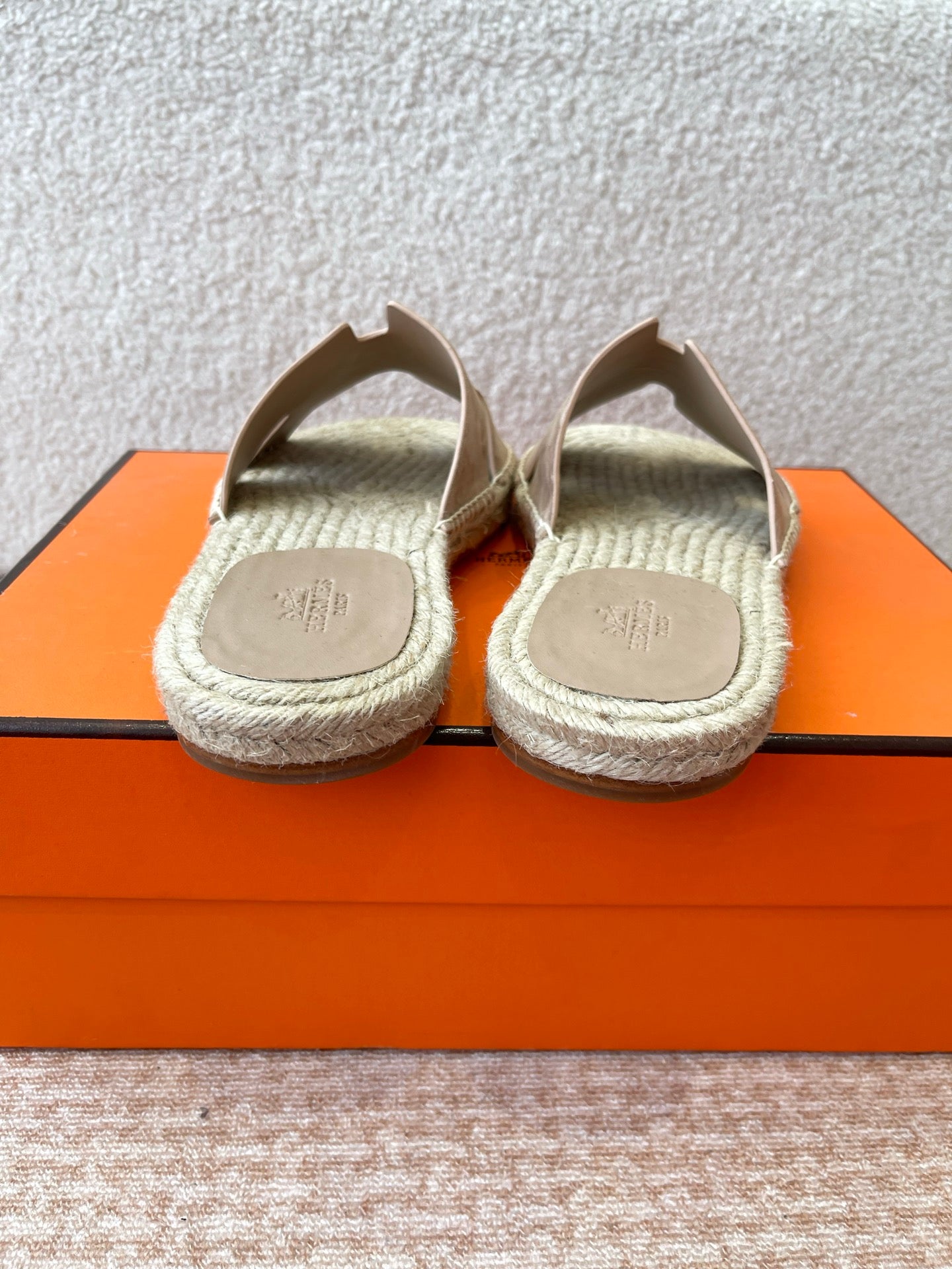 LuxluxHouse Best Quality Women Shoes Hermes