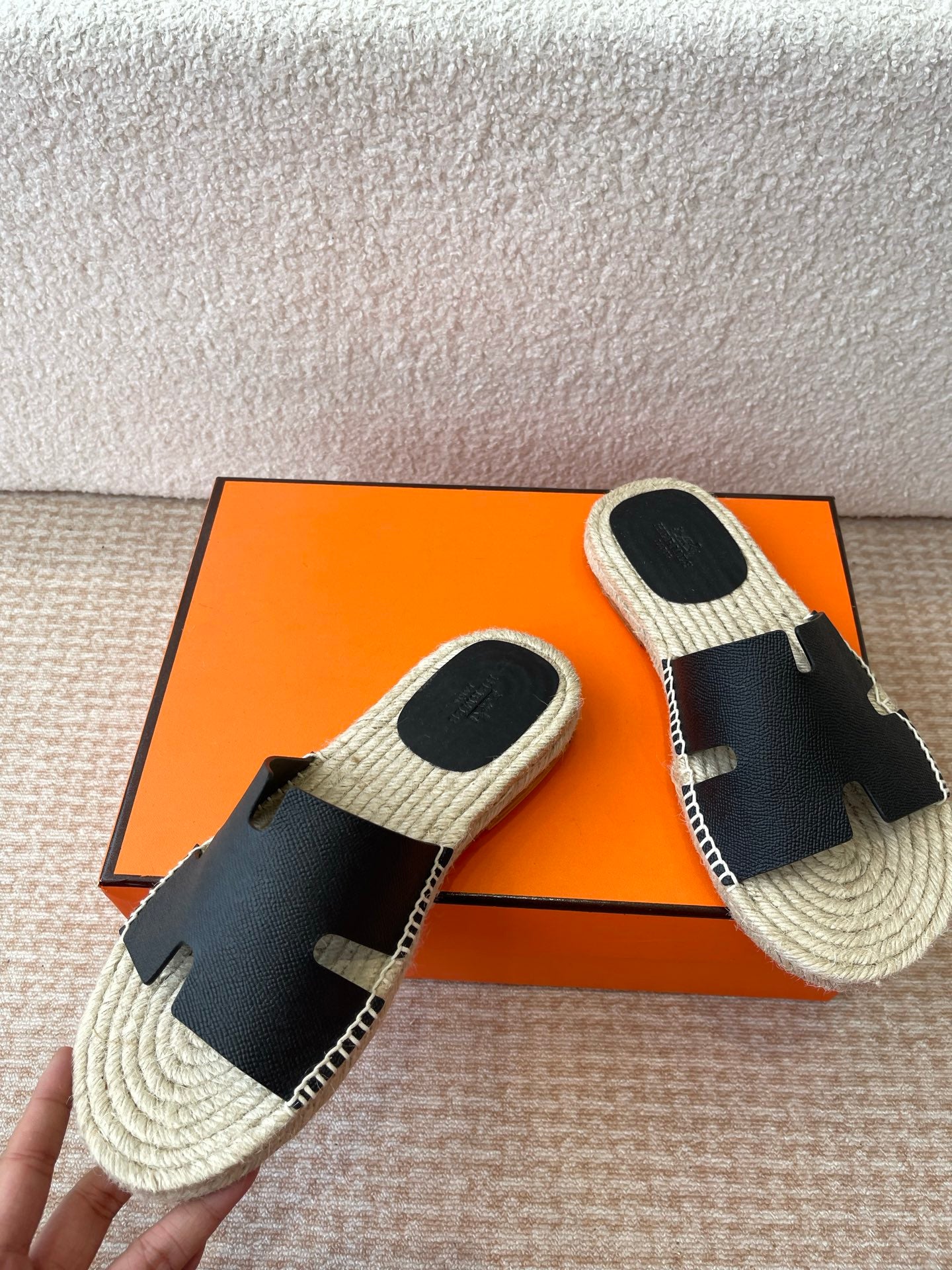LuxluxHouse Best Quality Women Shoes Hermes