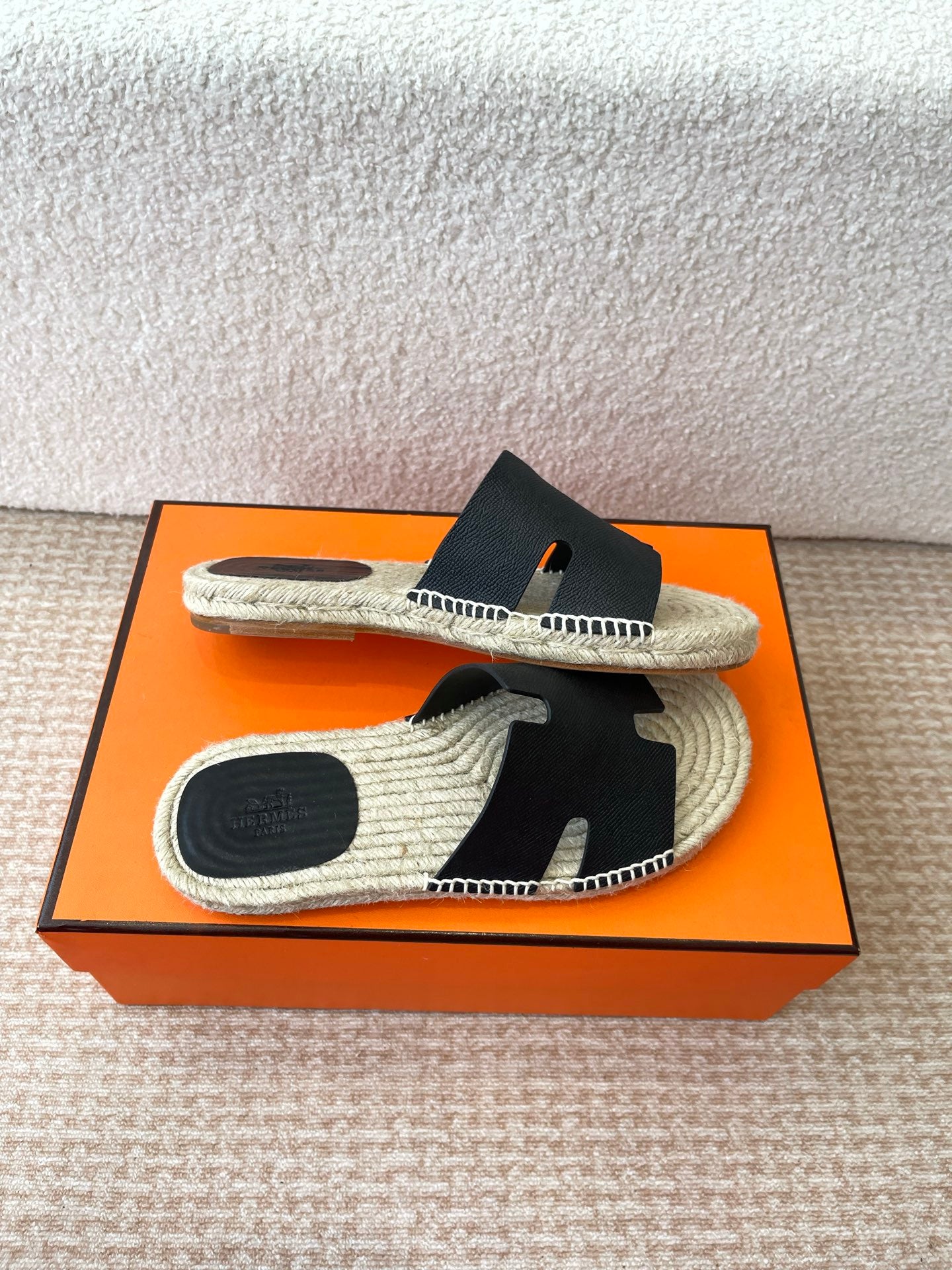 LuxluxHouse Best Quality Women Shoes Hermes