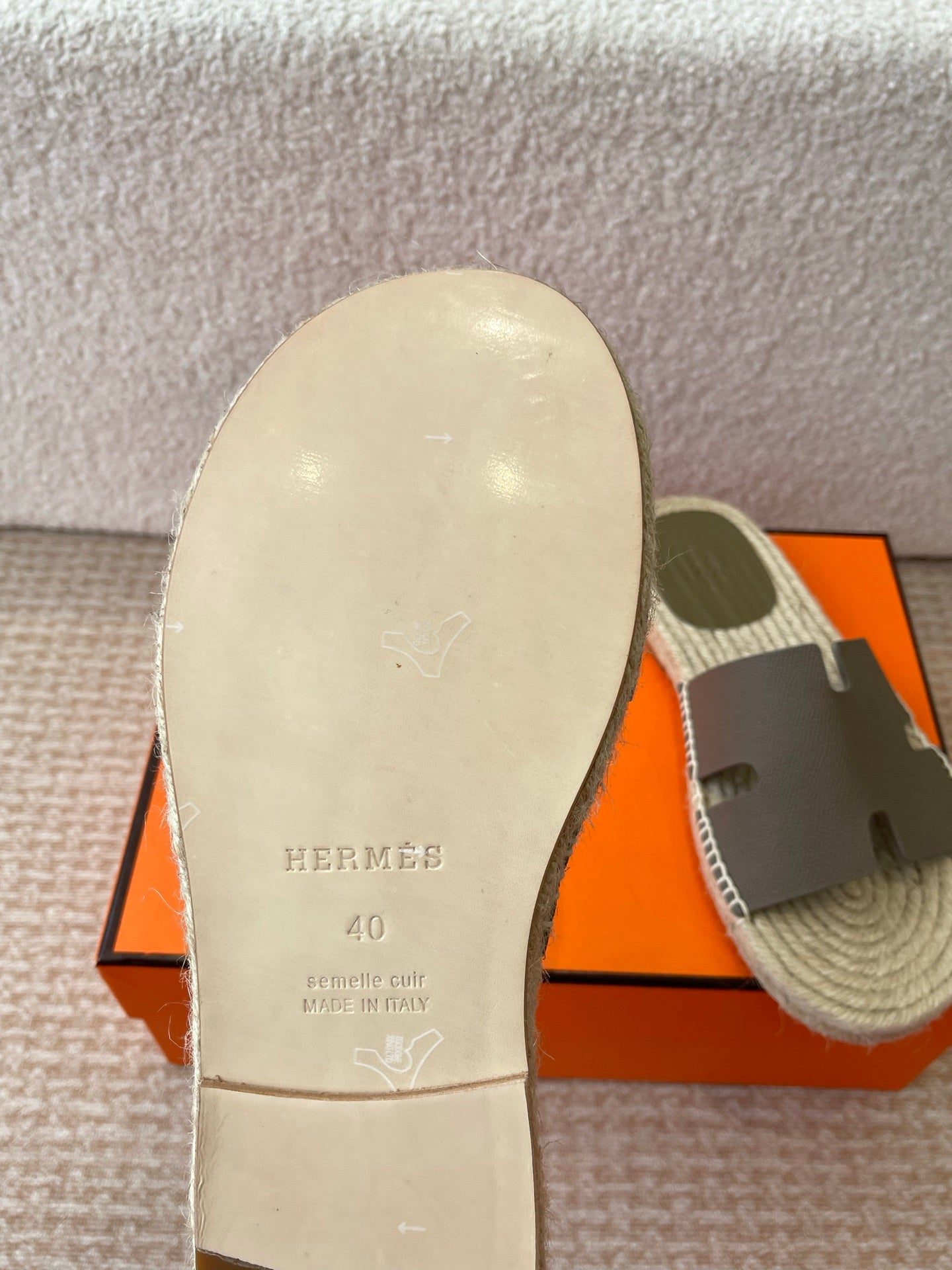 LuxluxHouse Best Quality Women Shoes Hermes