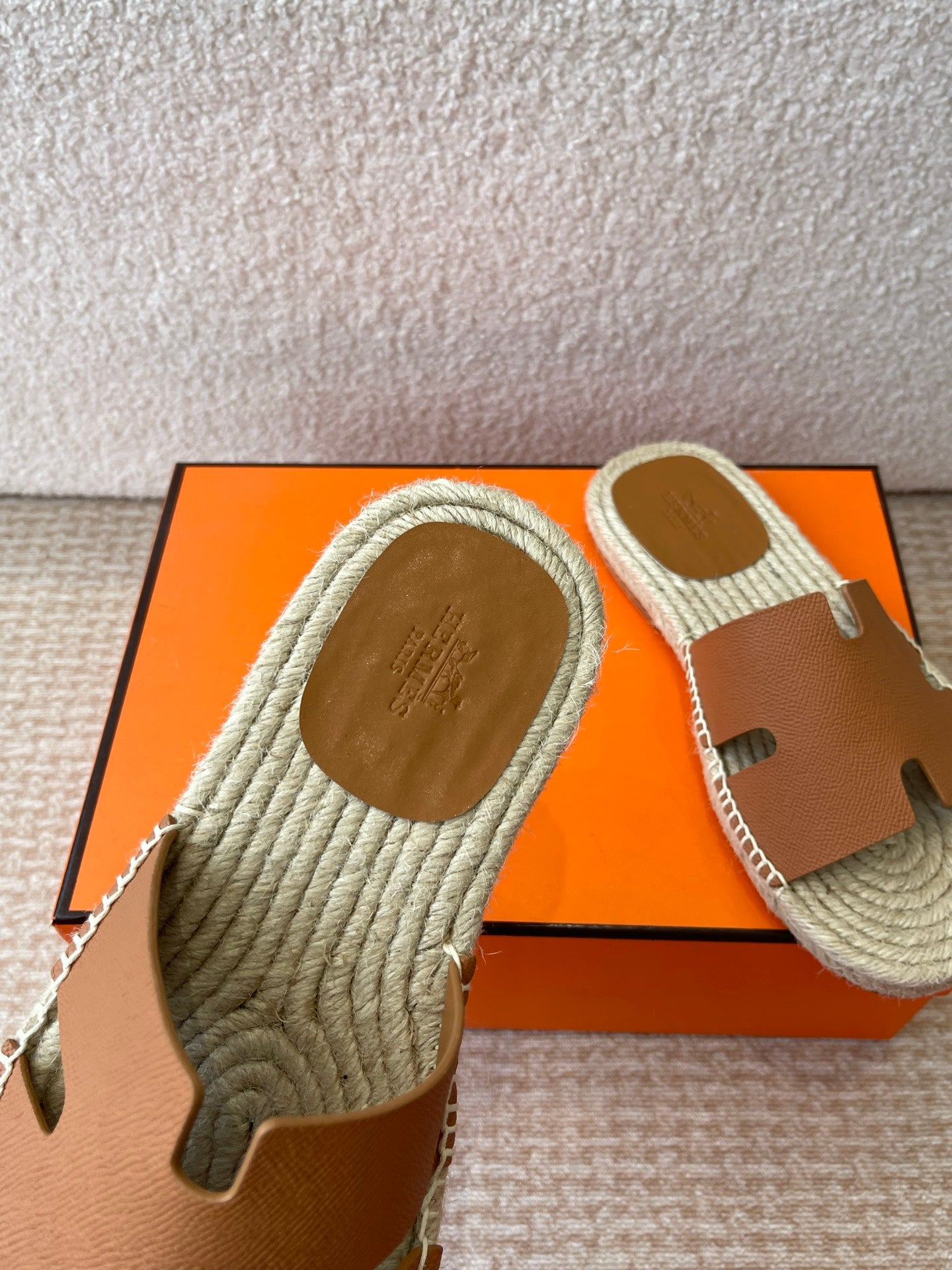 LuxluxHouse Best Quality Women Shoes Hermes