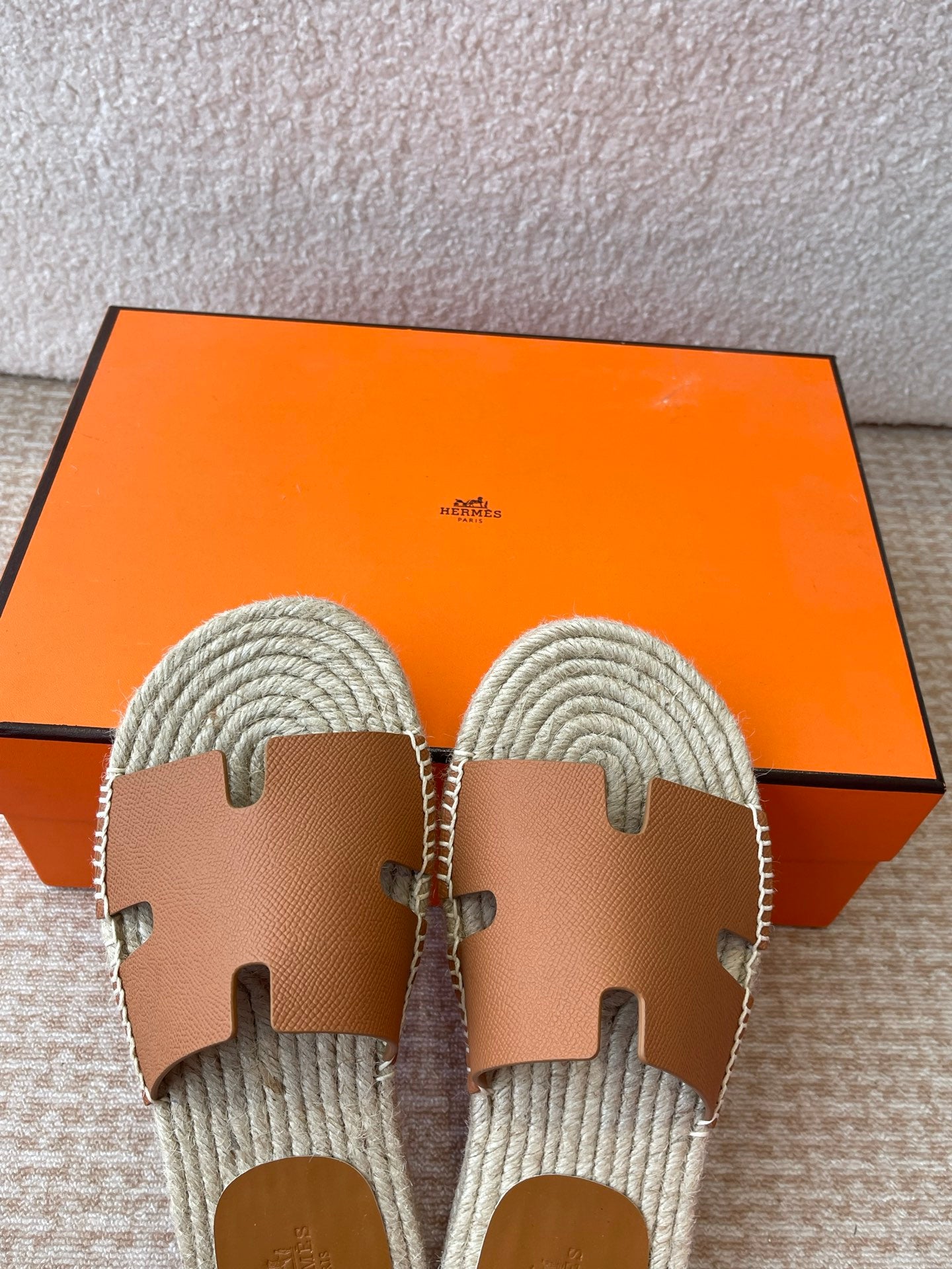 LuxluxHouse Best Quality Women Shoes Hermes