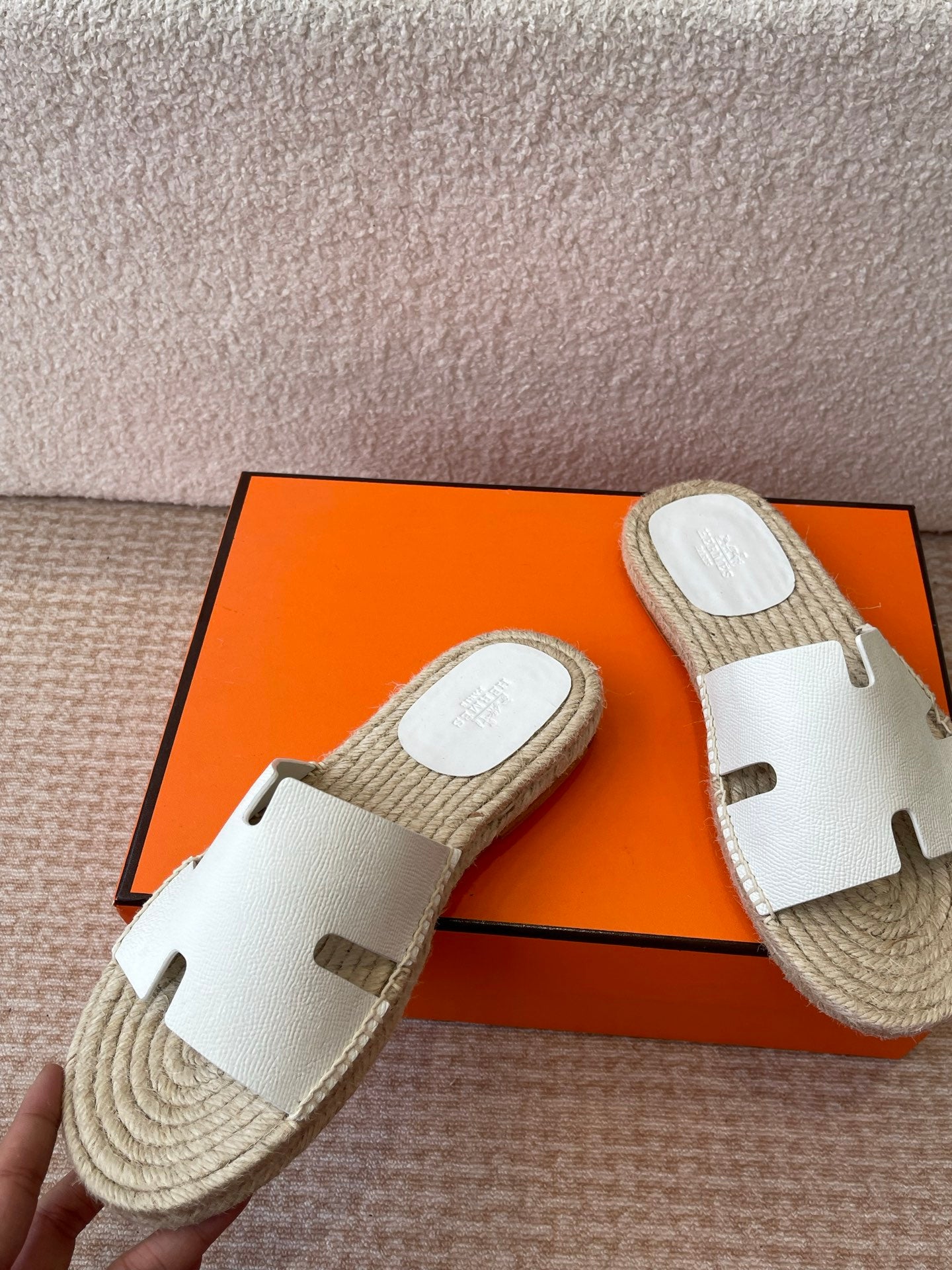 LuxluxHouse Best Quality Women Shoes Hermes