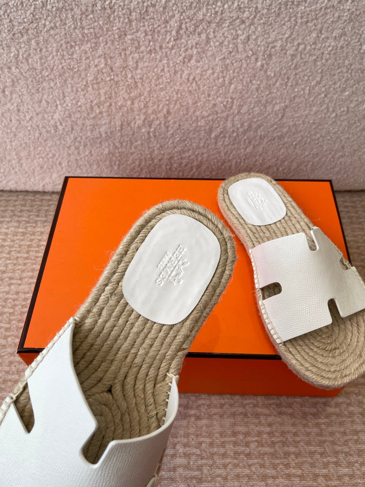 LuxluxHouse Best Quality Women Shoes Hermes