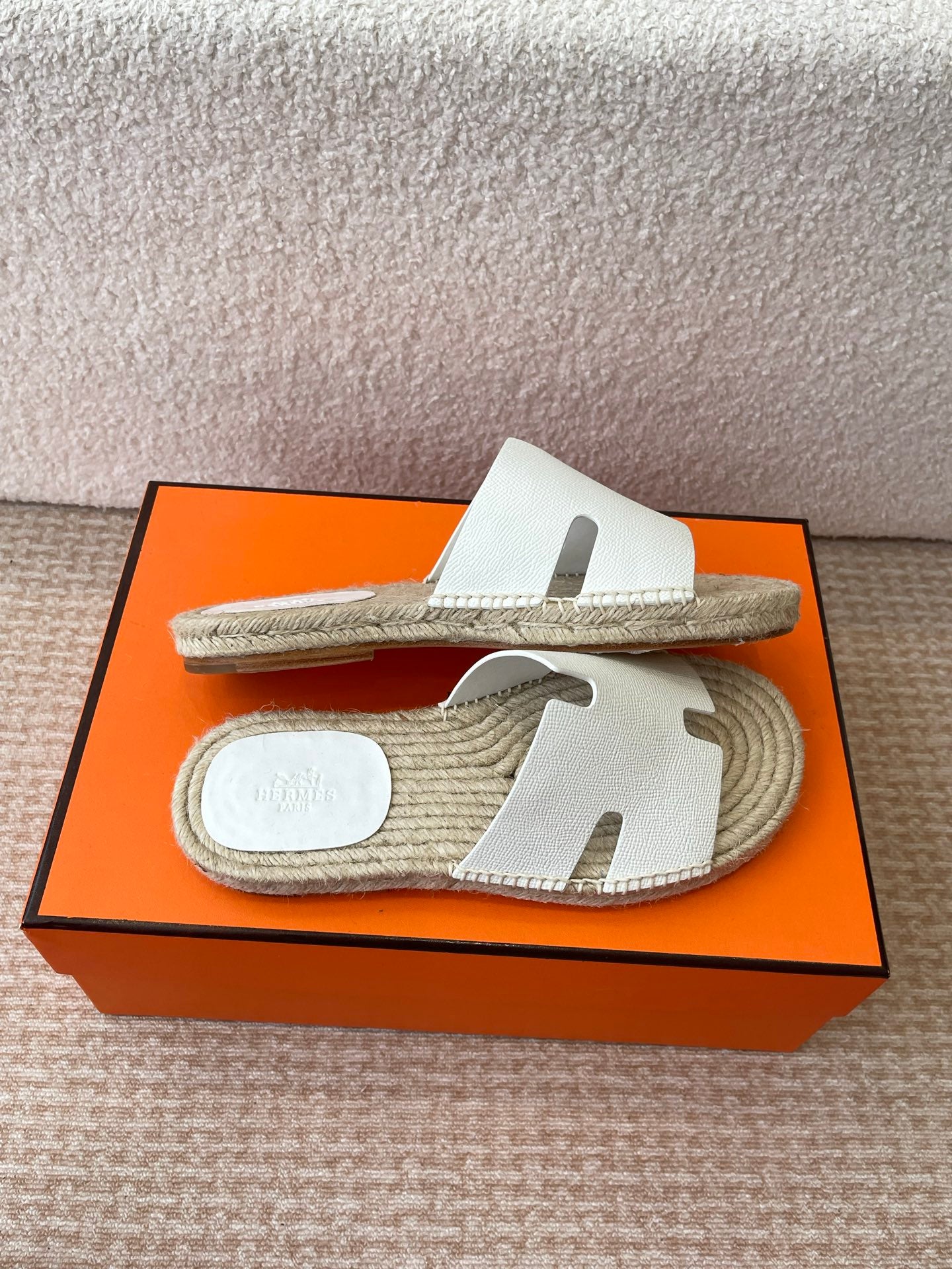 LuxluxHouse Best Quality Women Shoes Hermes