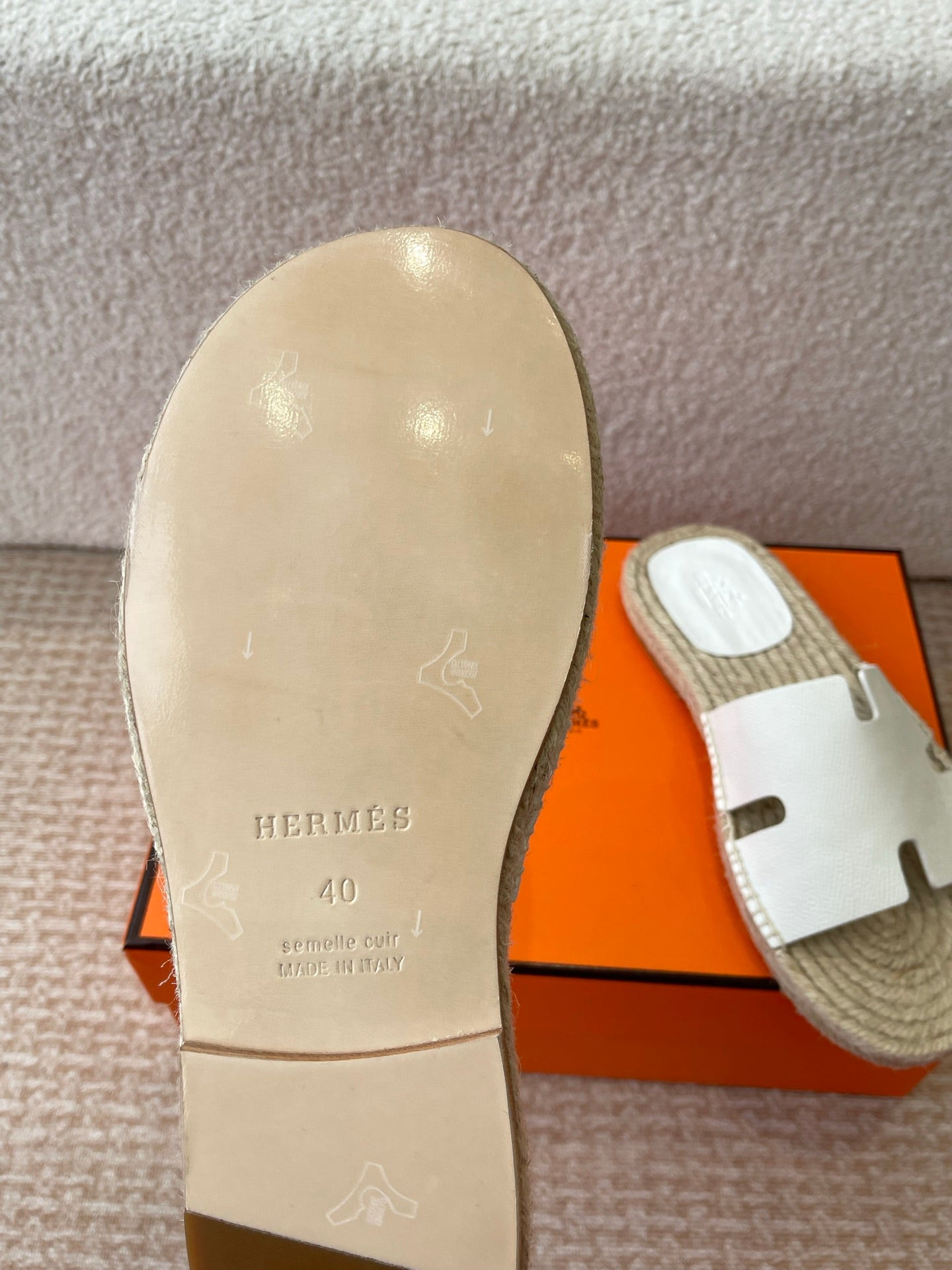 LuxluxHouse Best Quality Women Shoes Hermes