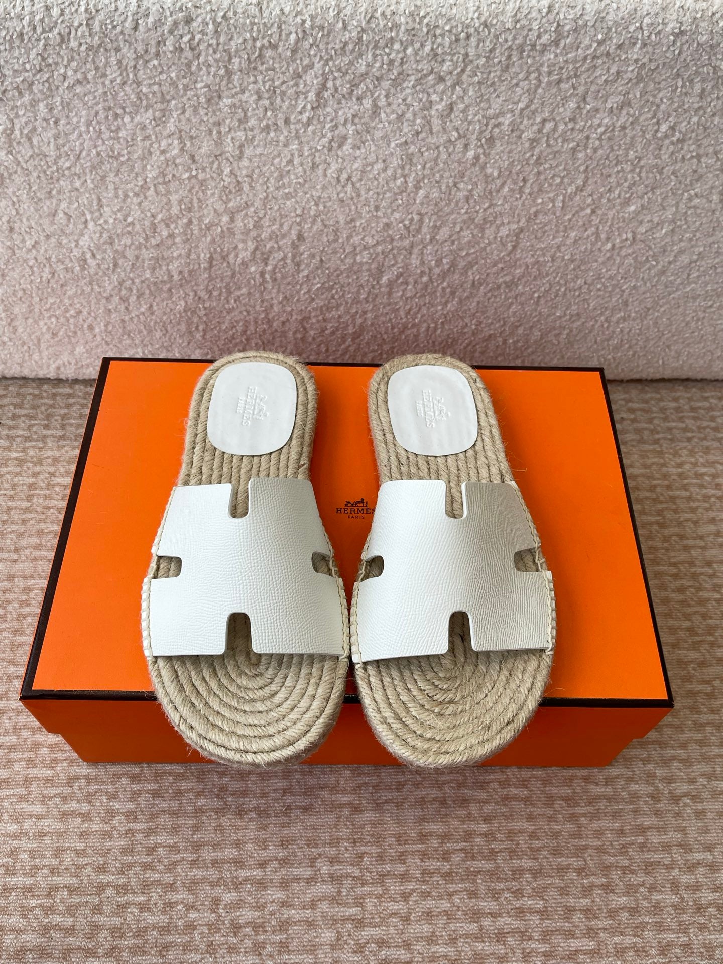 LuxluxHouse Best Quality Women Shoes Hermes