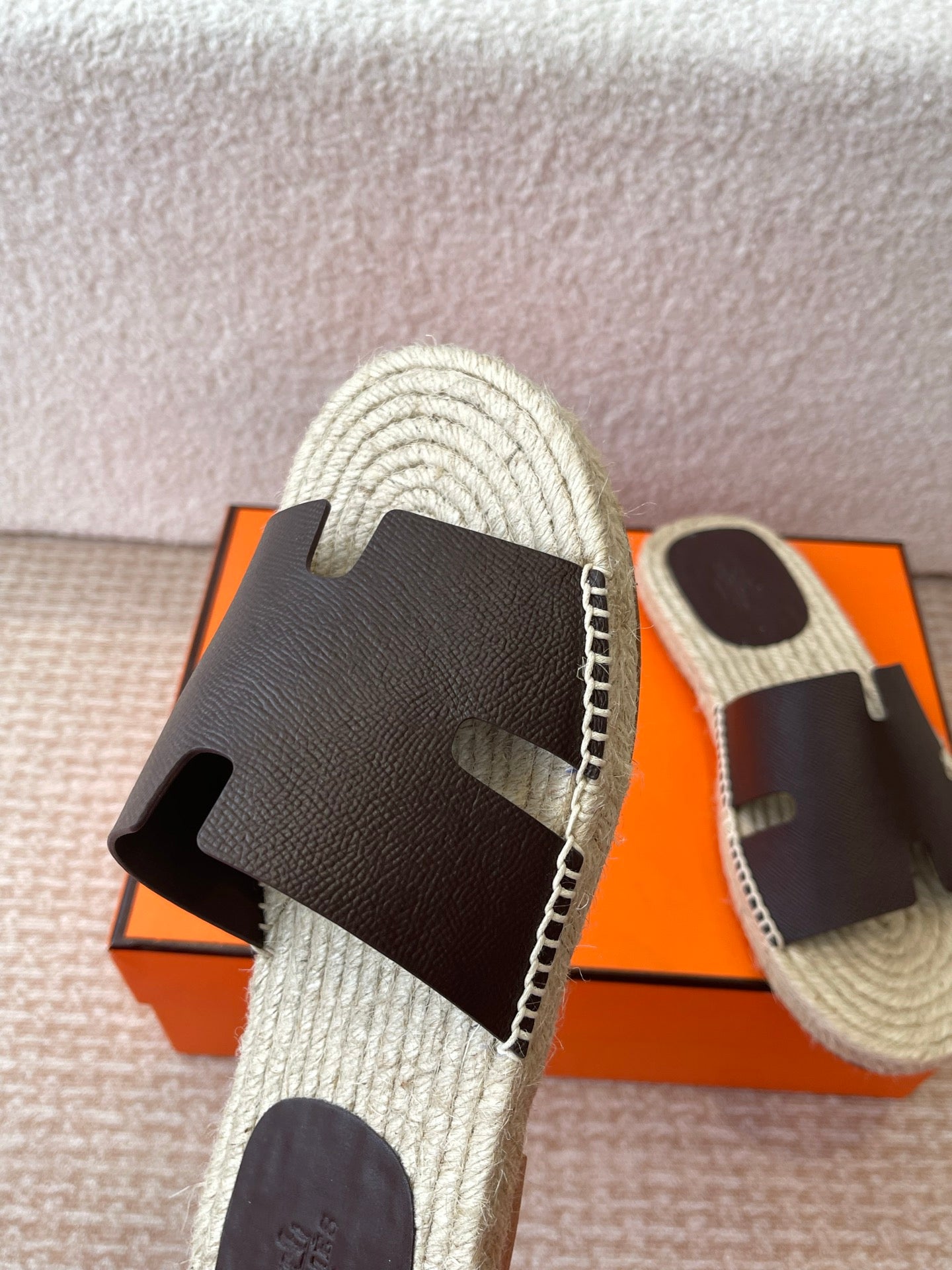 LuxluxHouse Best Quality Women Shoes Hermes