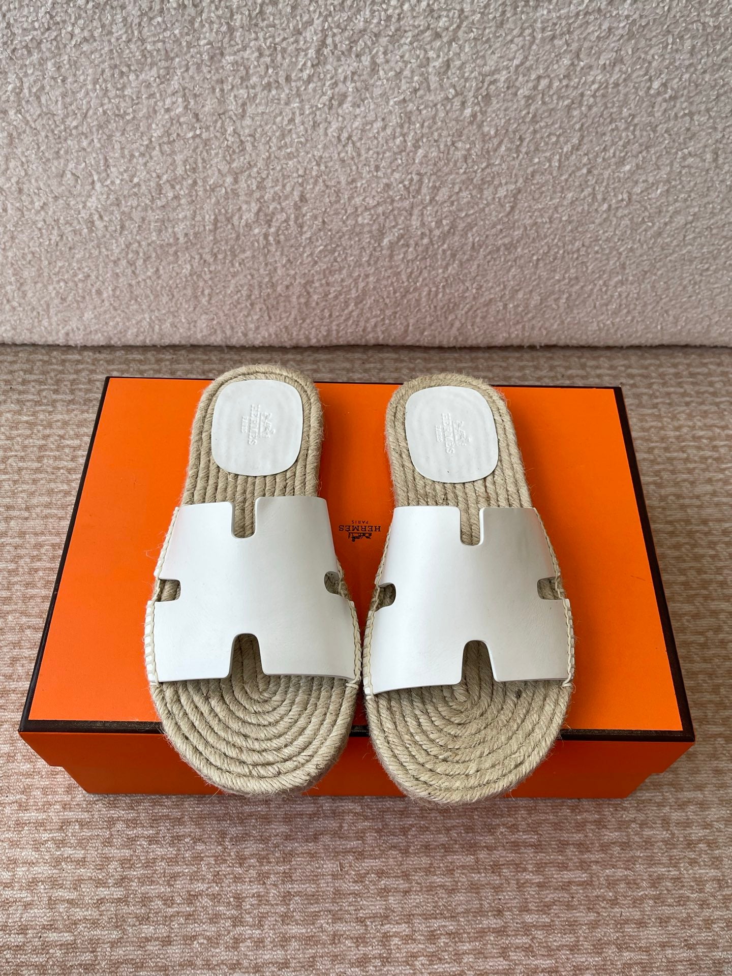 LuxluxHouse Best Quality Women Shoes Hermes