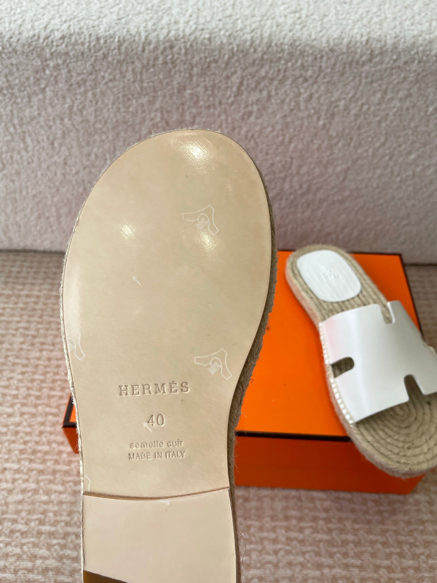 LuxluxHouse Best Quality Women Shoes Hermes