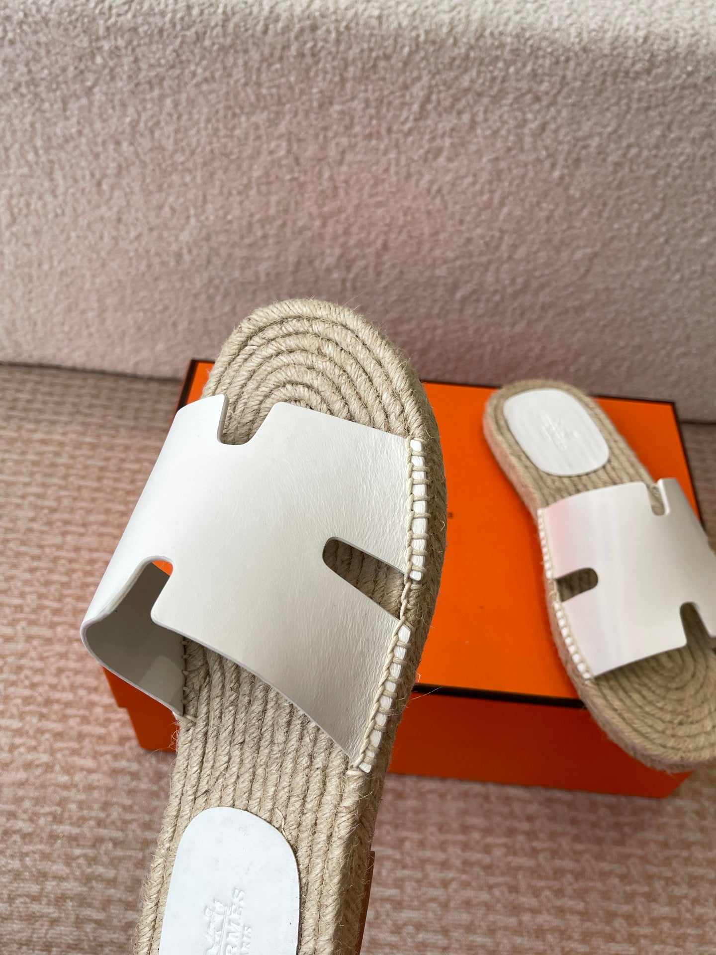 LuxluxHouse Best Quality Women Shoes Hermes