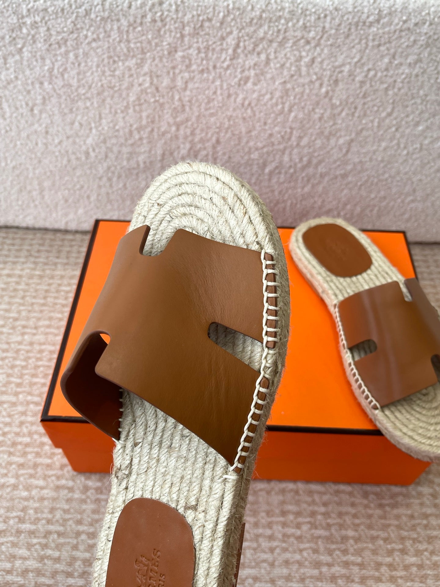 LuxluxHouse Best Quality Women Shoes Hermes