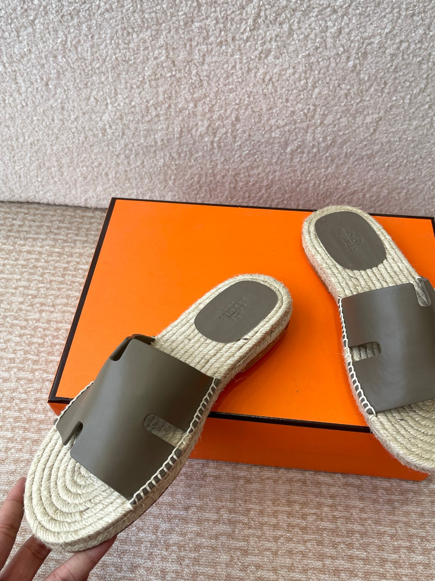 LuxluxHouse Best Quality Women Shoes Hermes