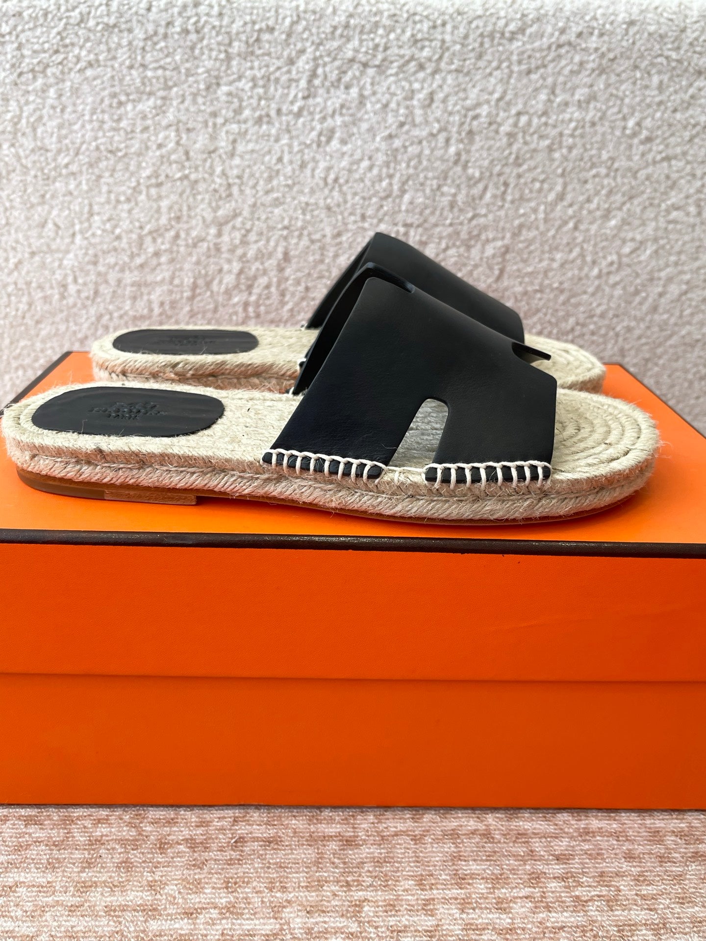 LuxluxHouse Best Quality Women Shoes Hermes