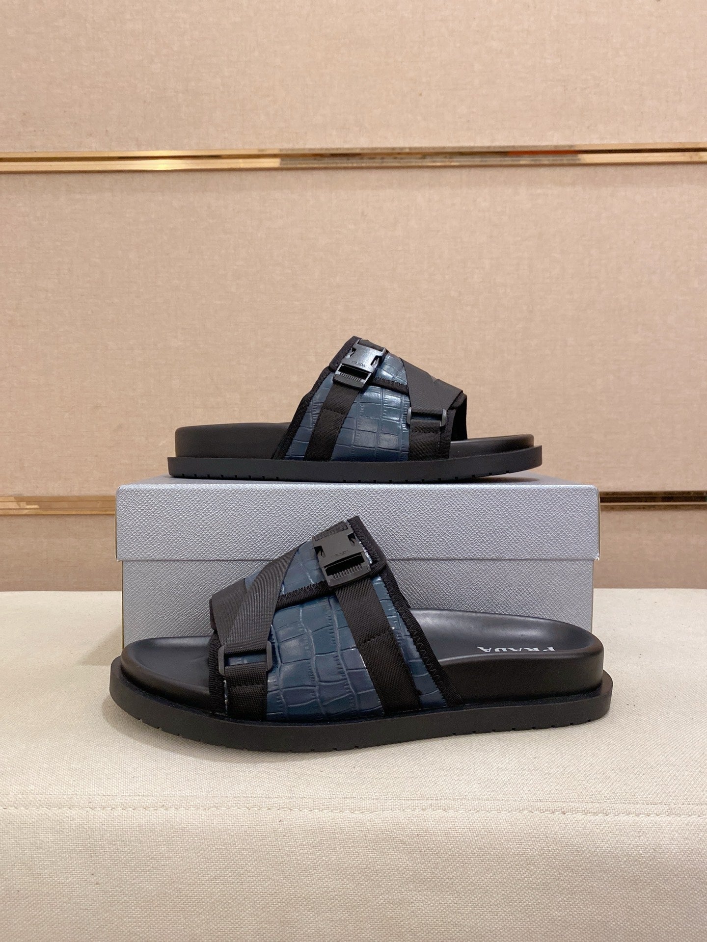 LuxluxHouse Best Quality Sandals Prada
