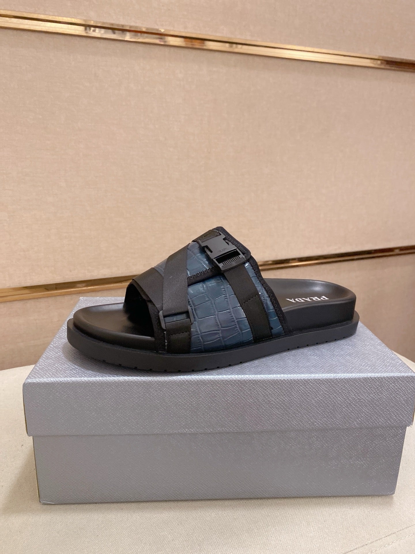 LuxluxHouse Best Quality Sandals Prada