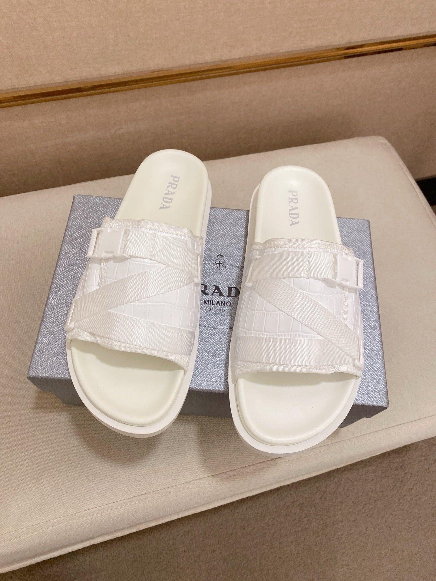 LuxluxHouse Best Quality Sandals Prada