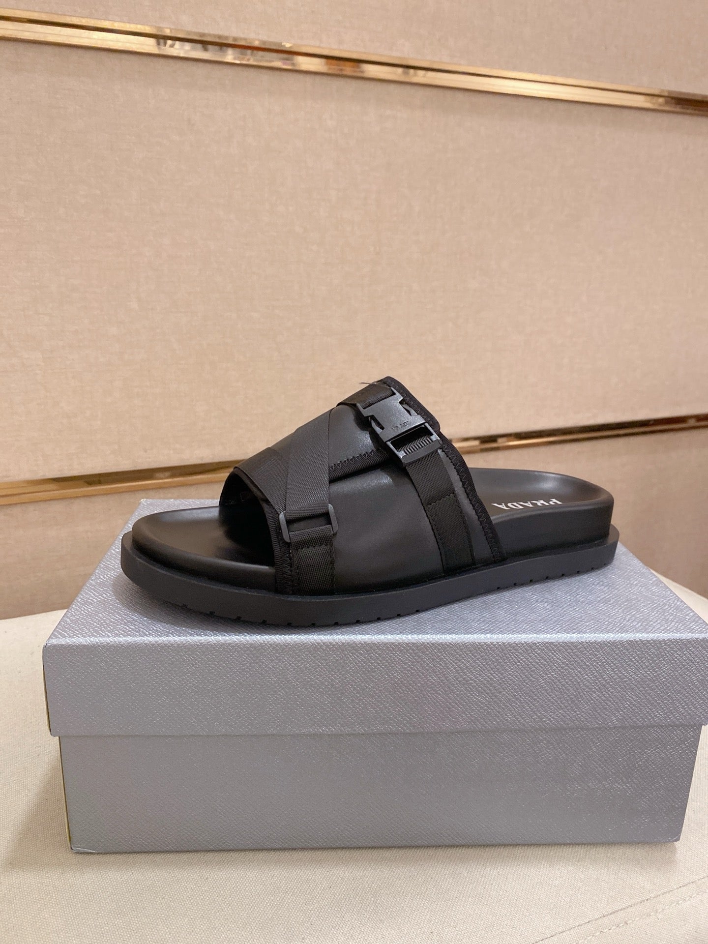 LuxluxHouse Best Quality Sandals Prada