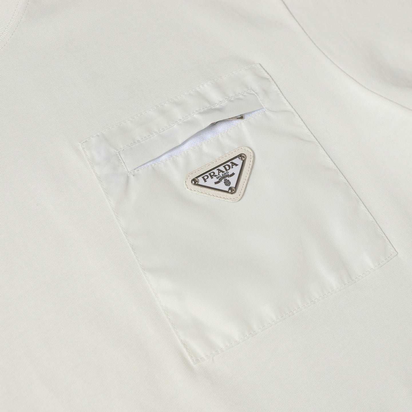 LuxluxHouse Best Quality Clothes T-shirt Prada