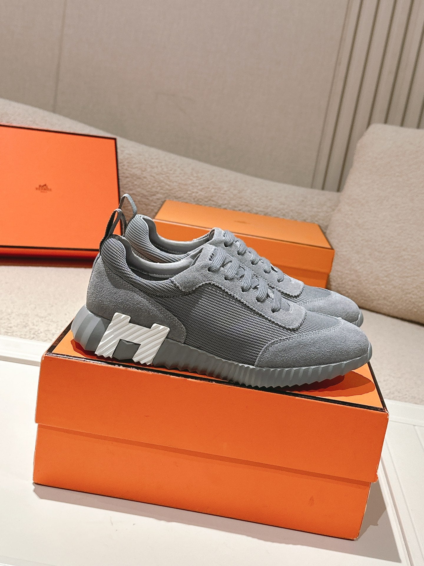 LuxluxHouse Best Quality Women Shoes Hermes