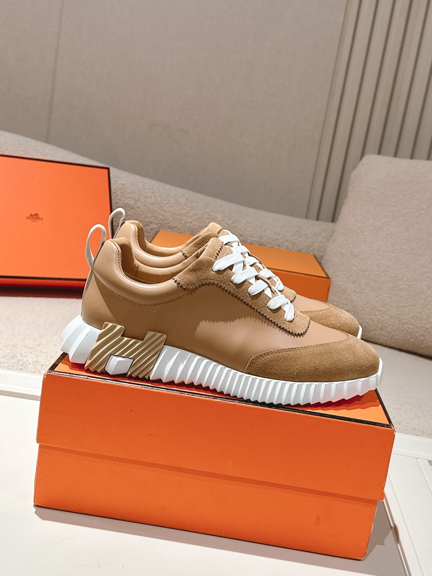 LuxluxHouse Best Quality Women Shoes Hermes