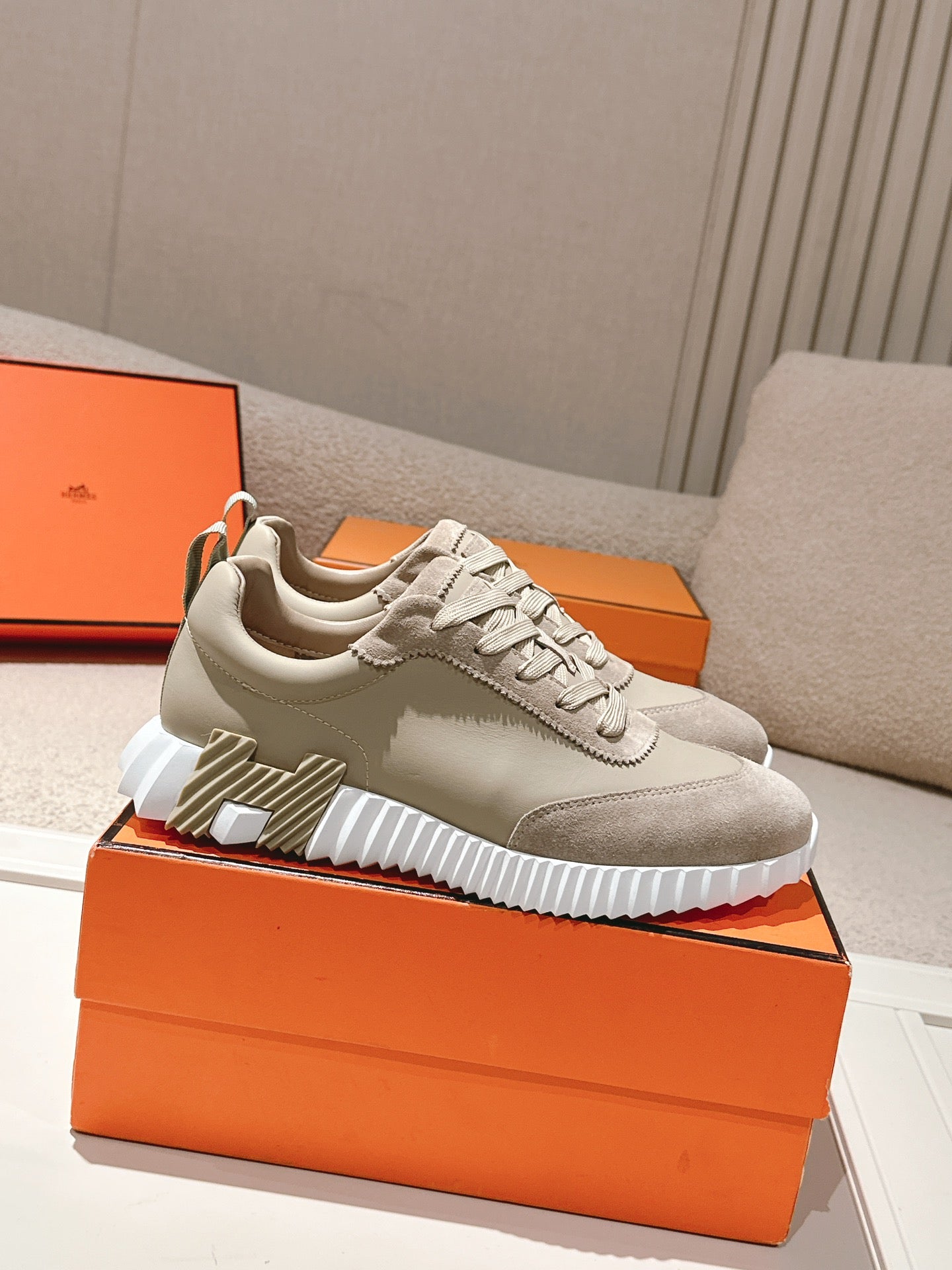 LuxluxHouse Best Quality Women Shoes Hermes
