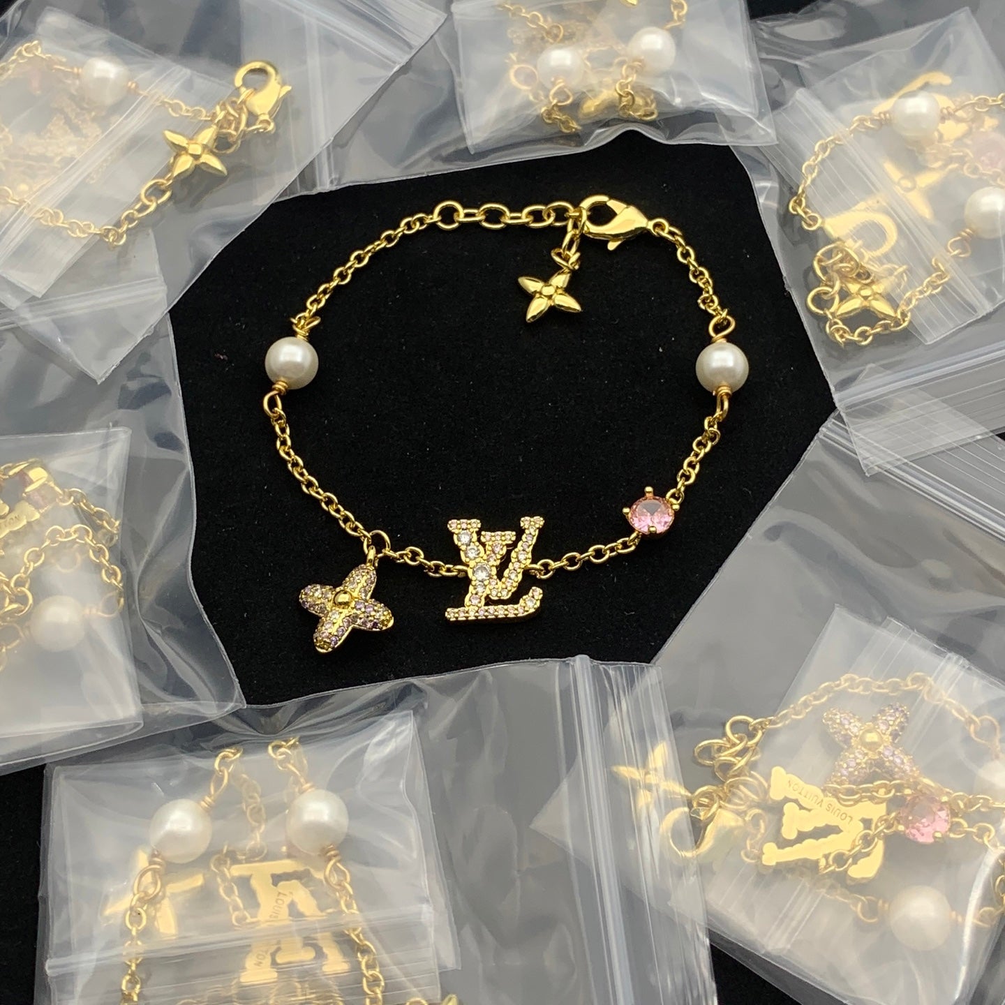 LuxluxHouse Low Price And High Quality Accessories Louis Vuitton