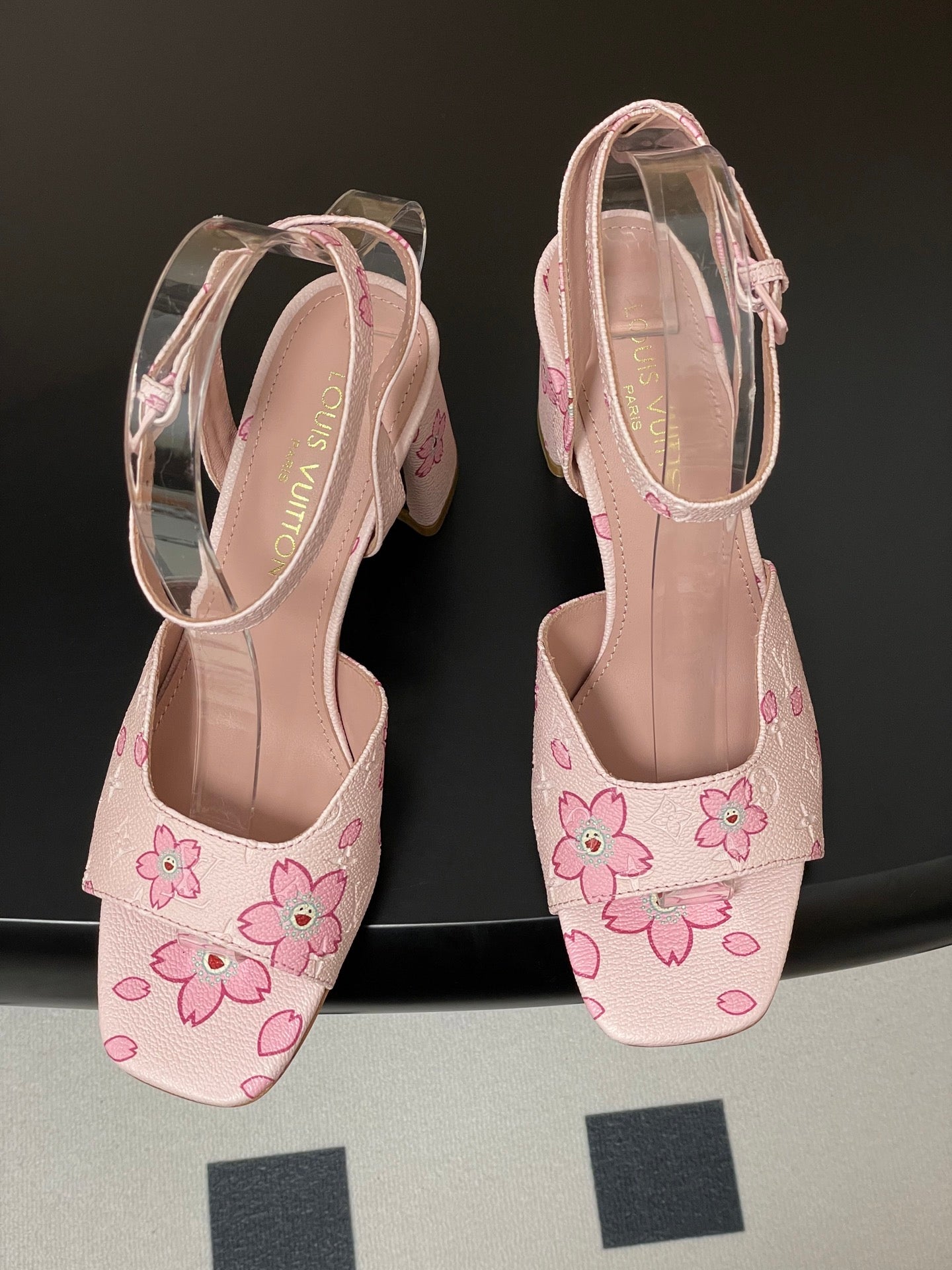 LuxluxHouse Best Quality Women Shoes Louis Vuitton