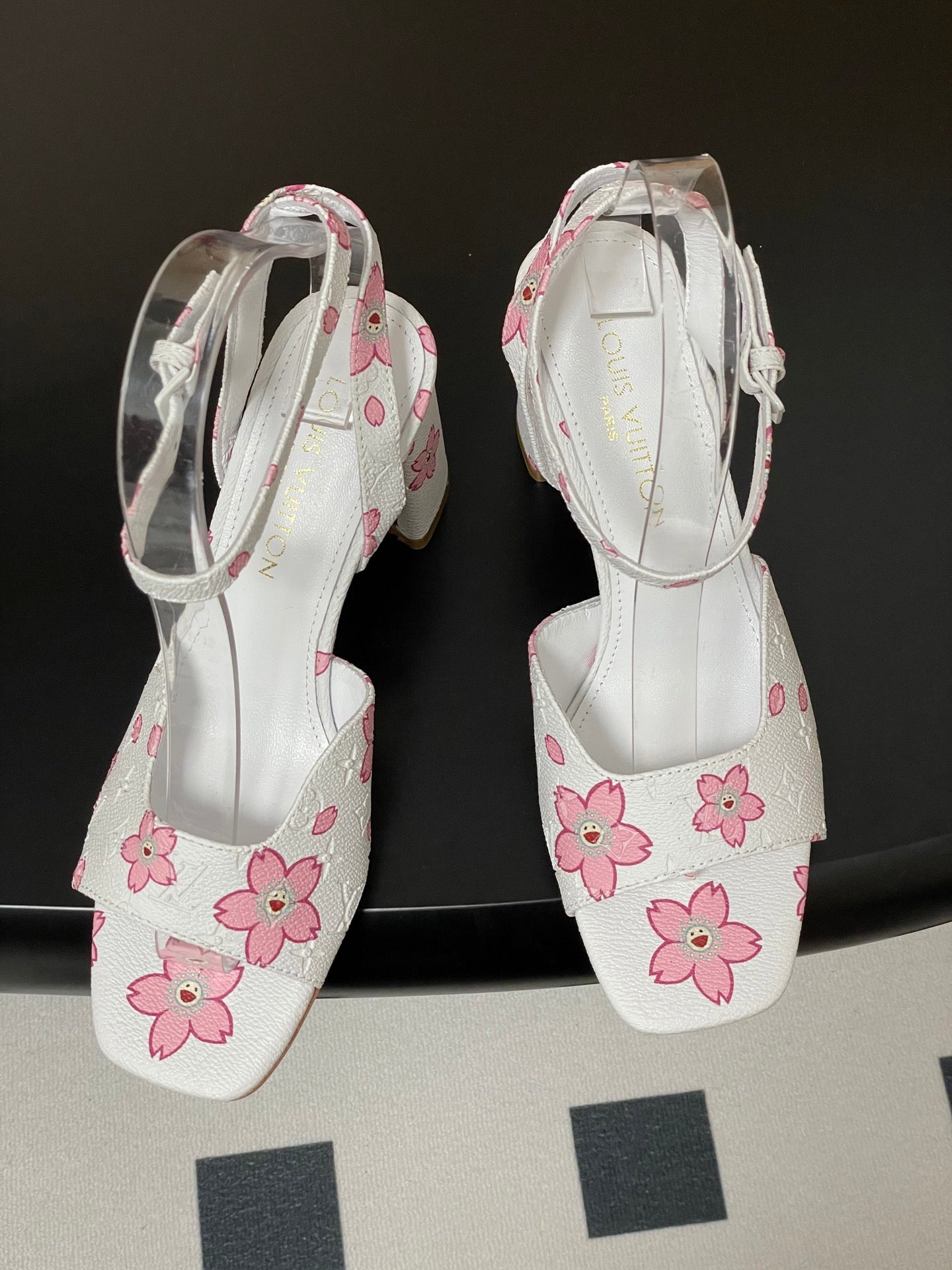 LuxluxHouse Best Quality Women Shoes Louis Vuitton
