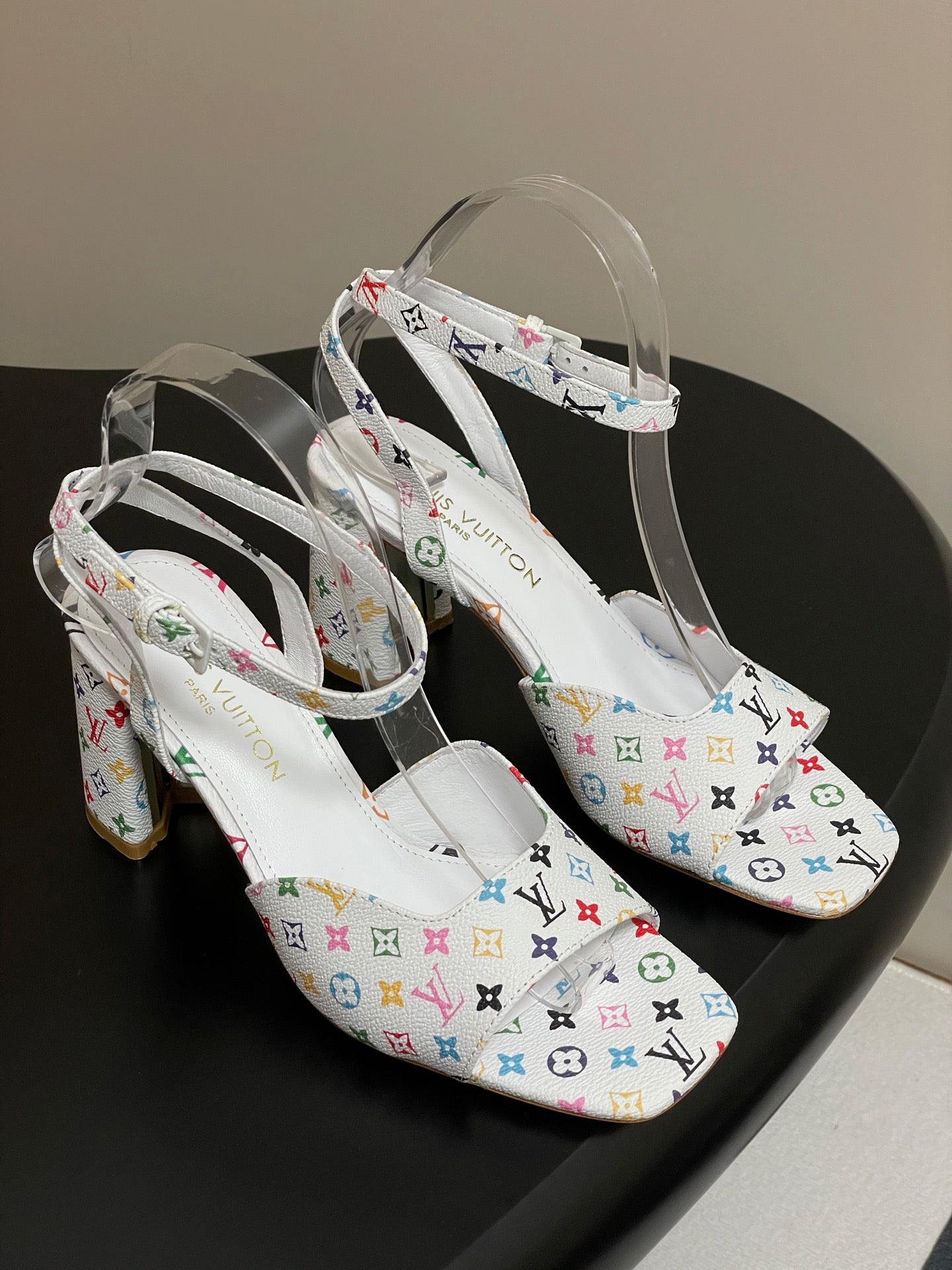 LuxluxHouse Best Quality Women Shoes Louis Vuitton
