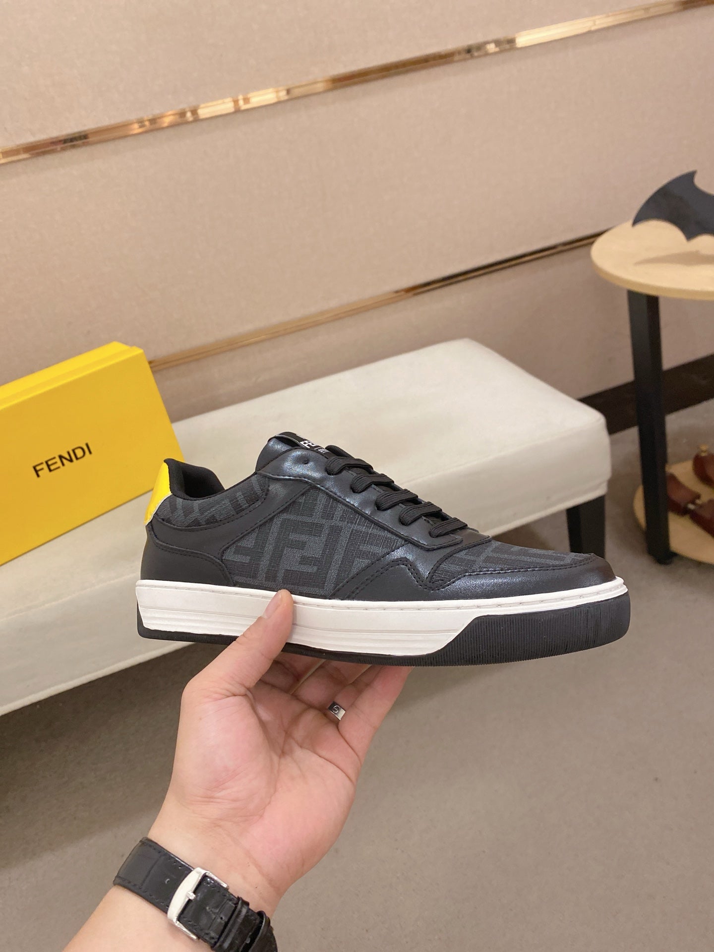 LuxluxHouse Best Quality Shoes Fendi