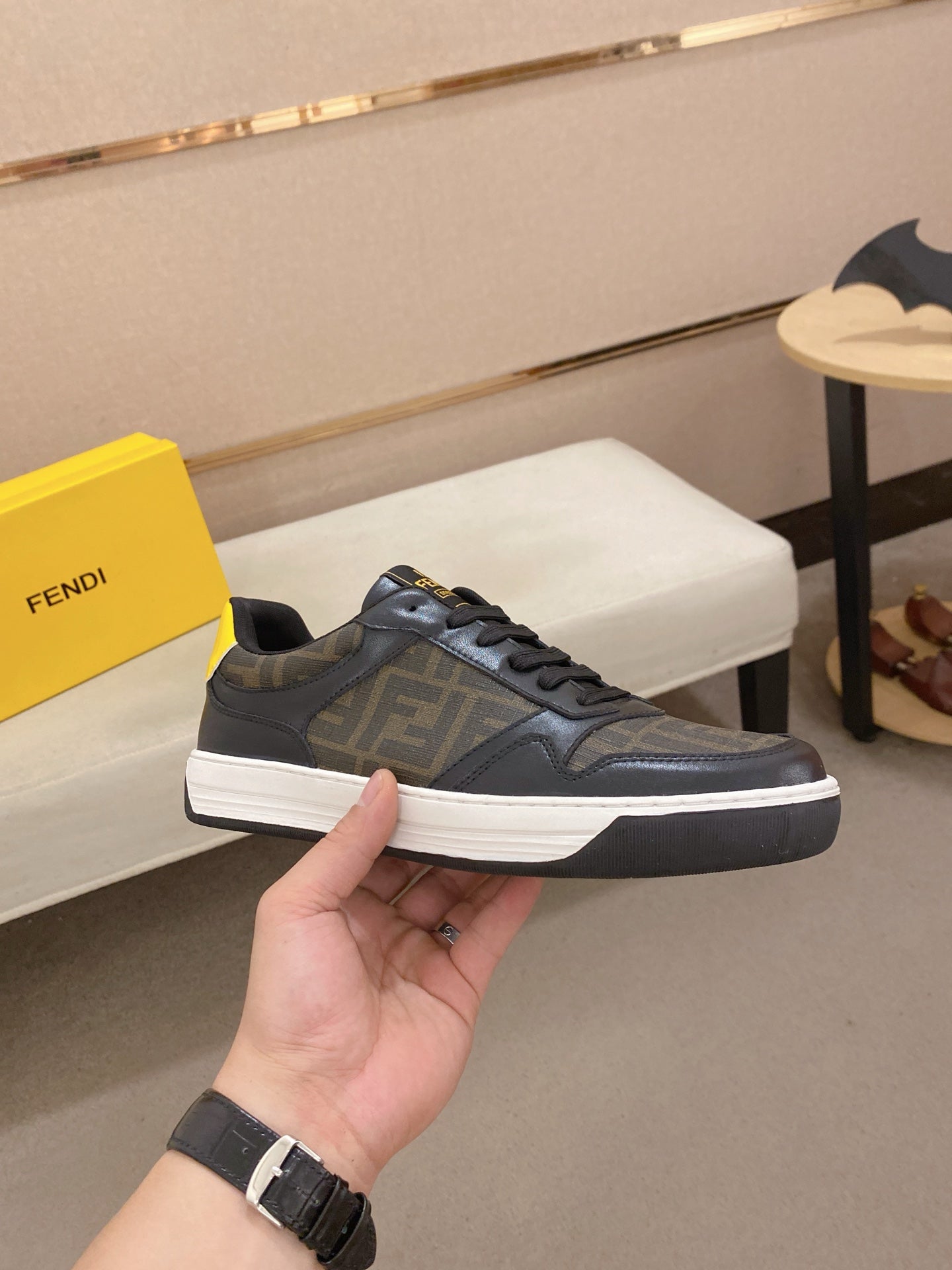 LuxluxHouse Best Quality Shoes Fendi