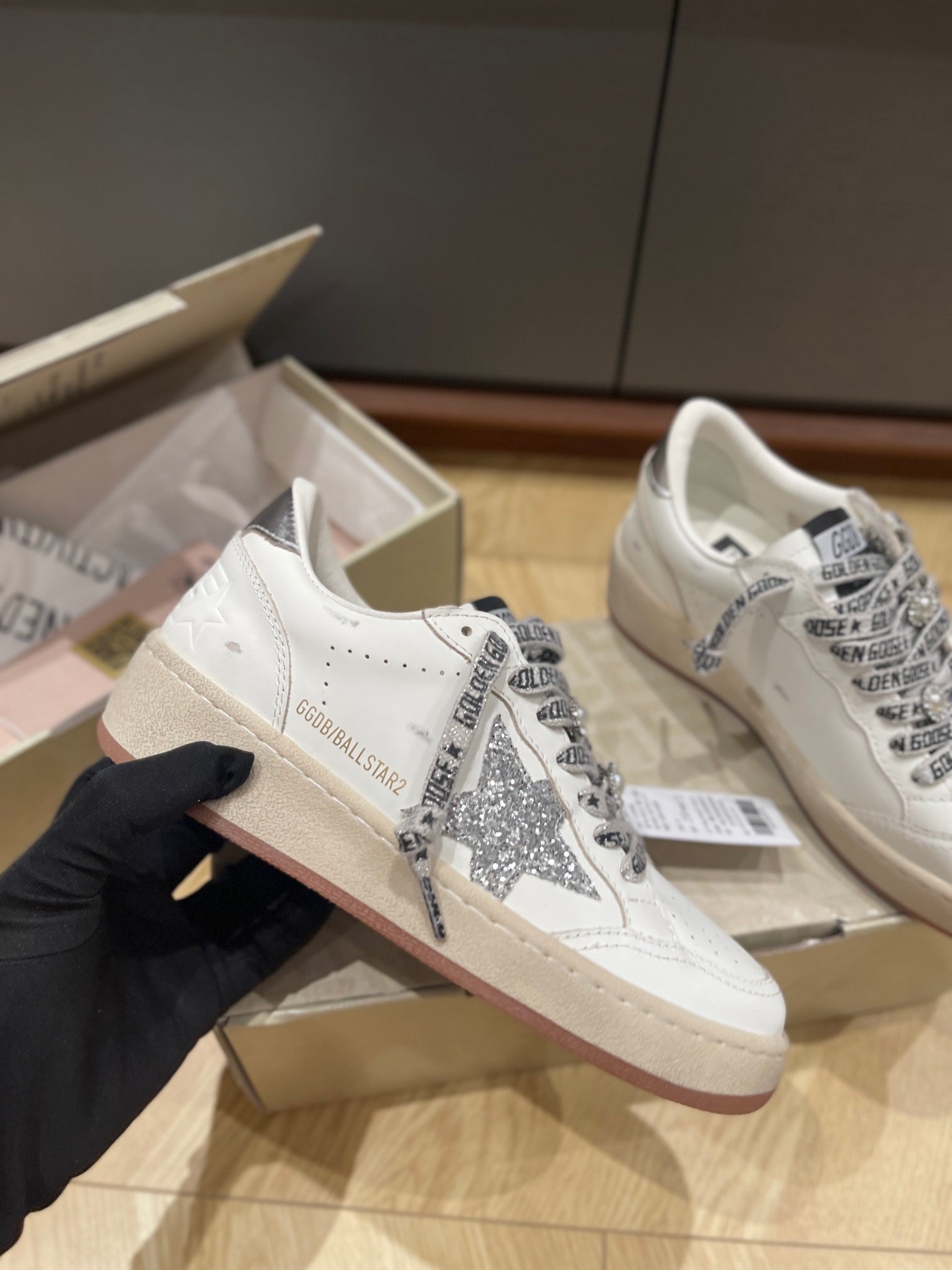 LuxluxHouse Best Quality Shoes Golden Goose