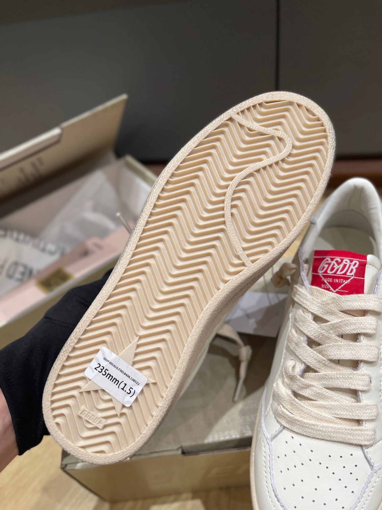 LuxluxHouse Best Quality Shoes Golden Goose