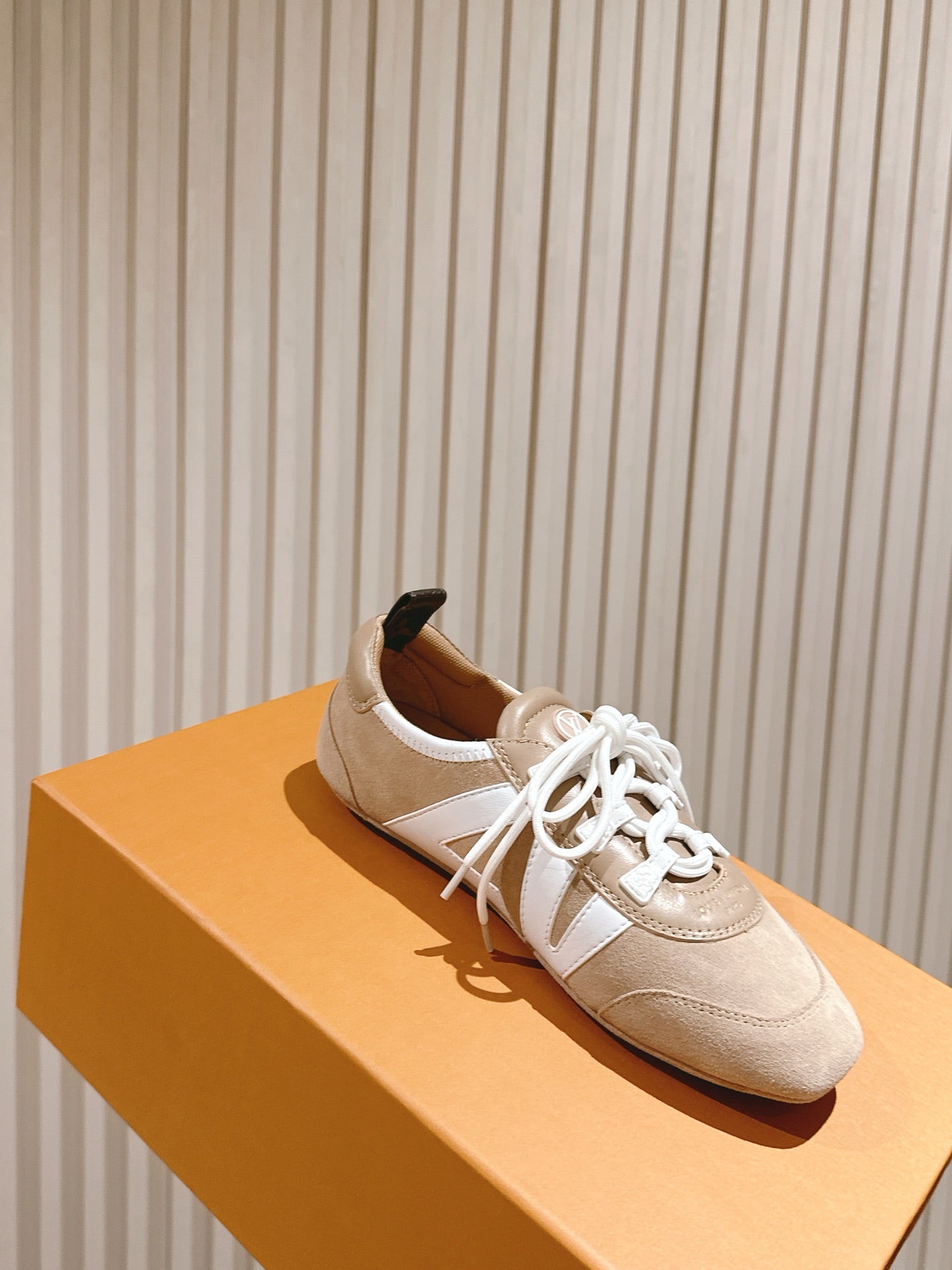 LuxluxHouse Best Quality Women Shoes Louis Vuitton