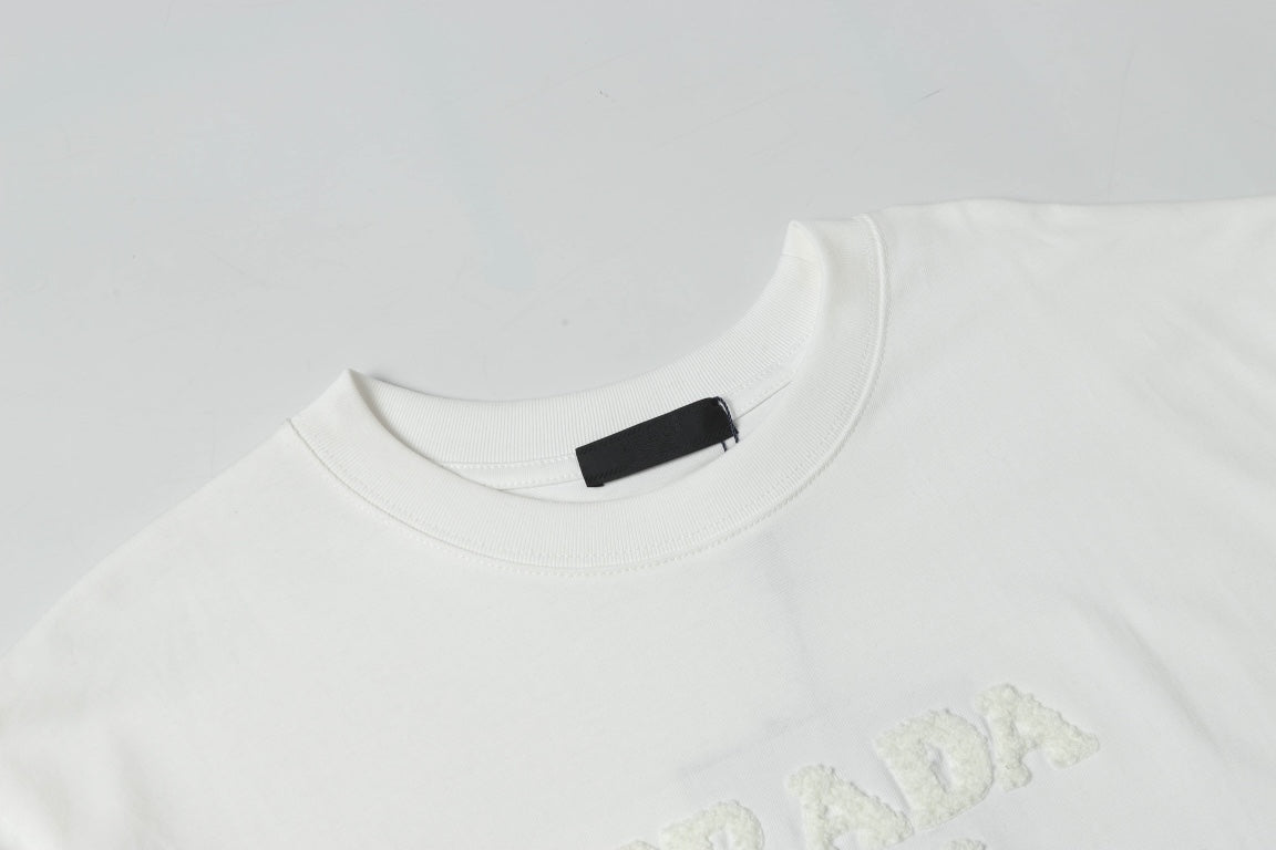 LuxluxHouse Best Quality Clothes T-shirt Prada