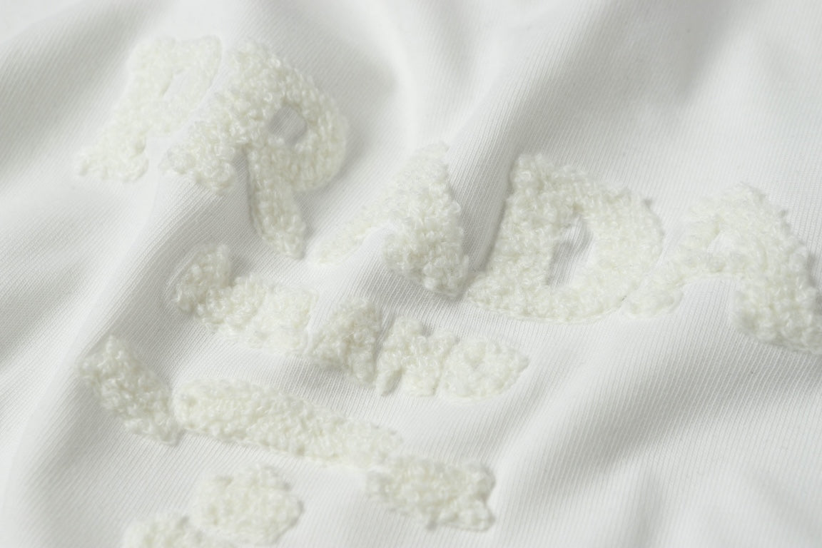 LuxluxHouse Best Quality Clothes T-shirt Prada