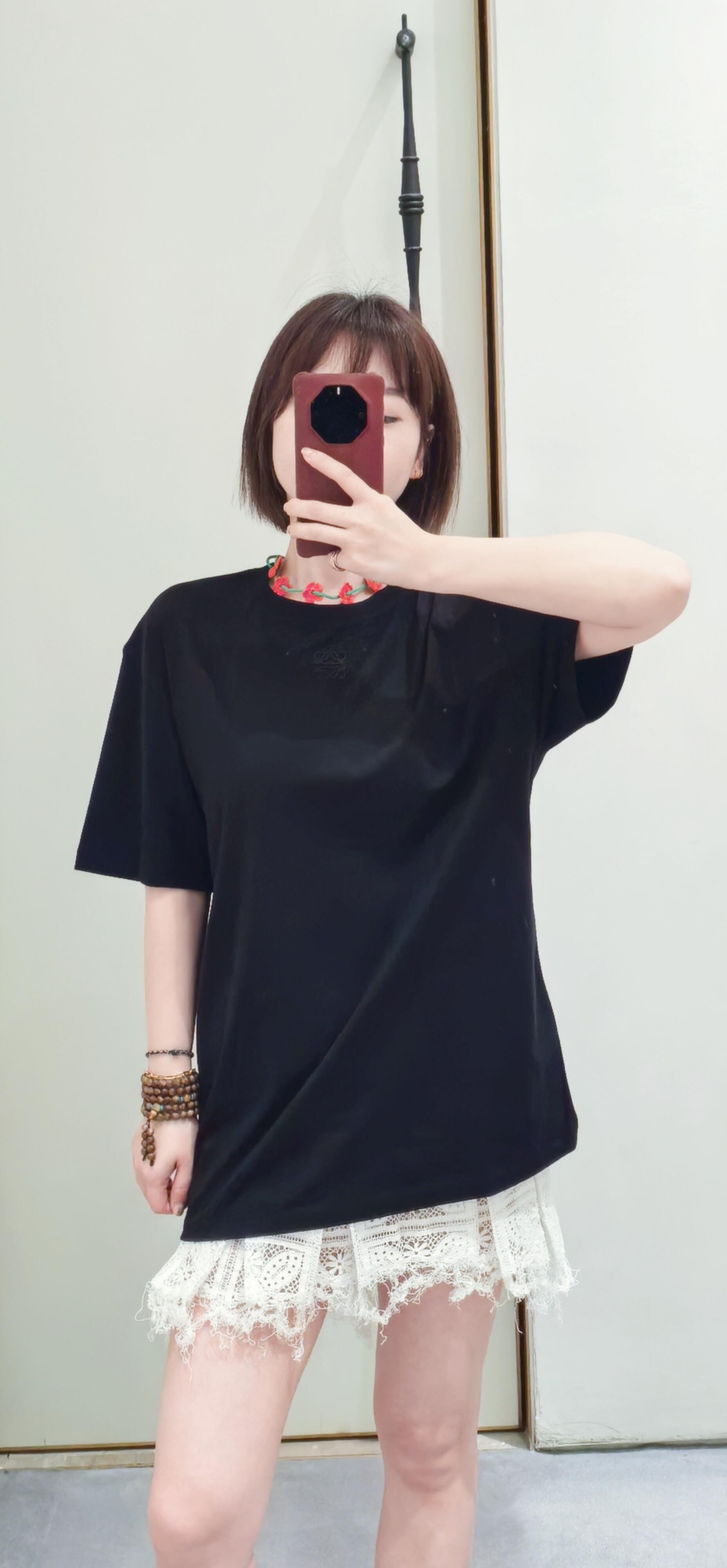 LuxluxHouse Best Quality Clothes T-shirt Loewe