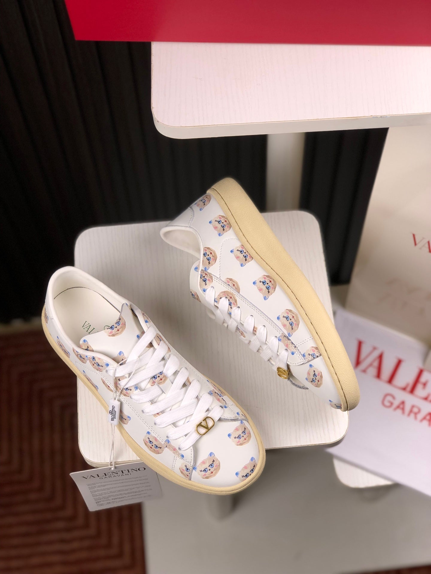 LuxluxHouse Best Quality Valentino Women Shoes