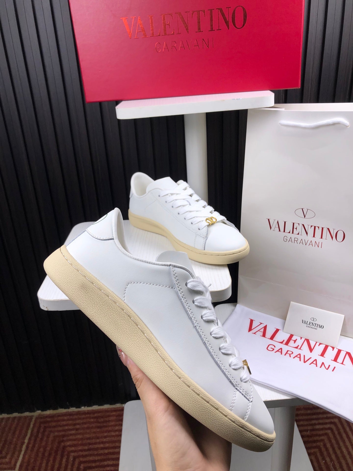 LuxluxHouse Best Quality Valentino Women Shoes