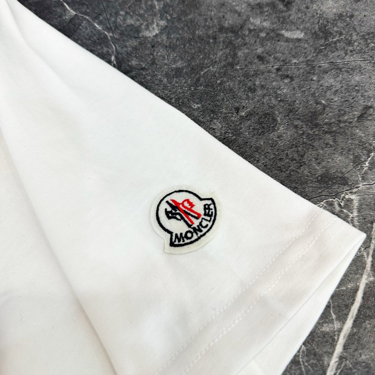 LuxluxHouse Best Quality Clothes T-shirt Moncler