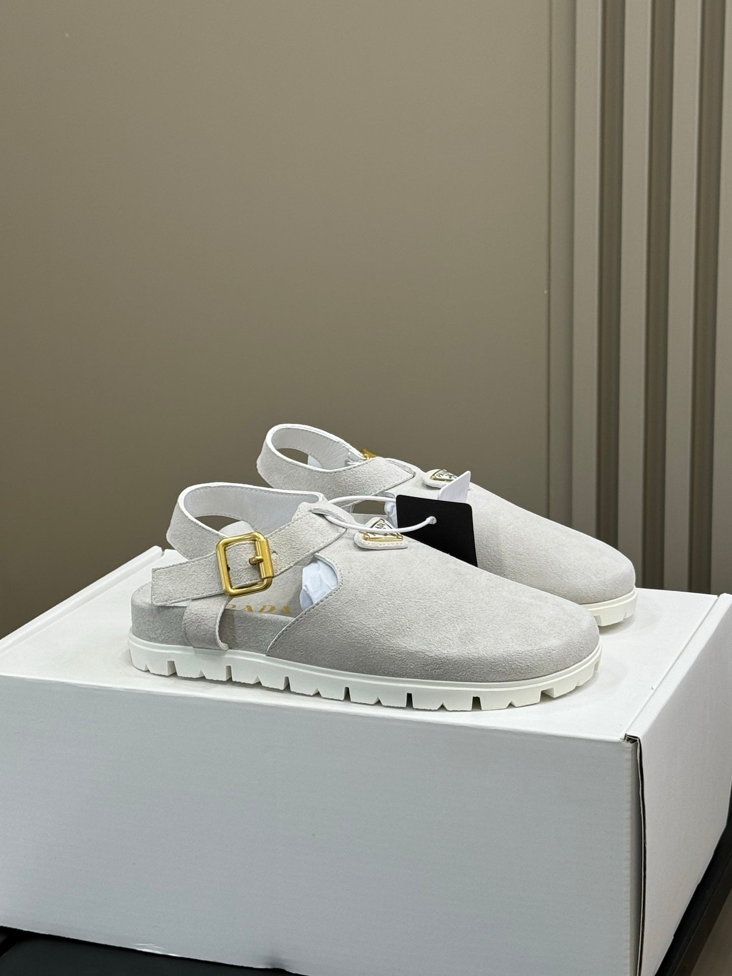 LuxluxHouse Best Quality Women Shoes Prada
