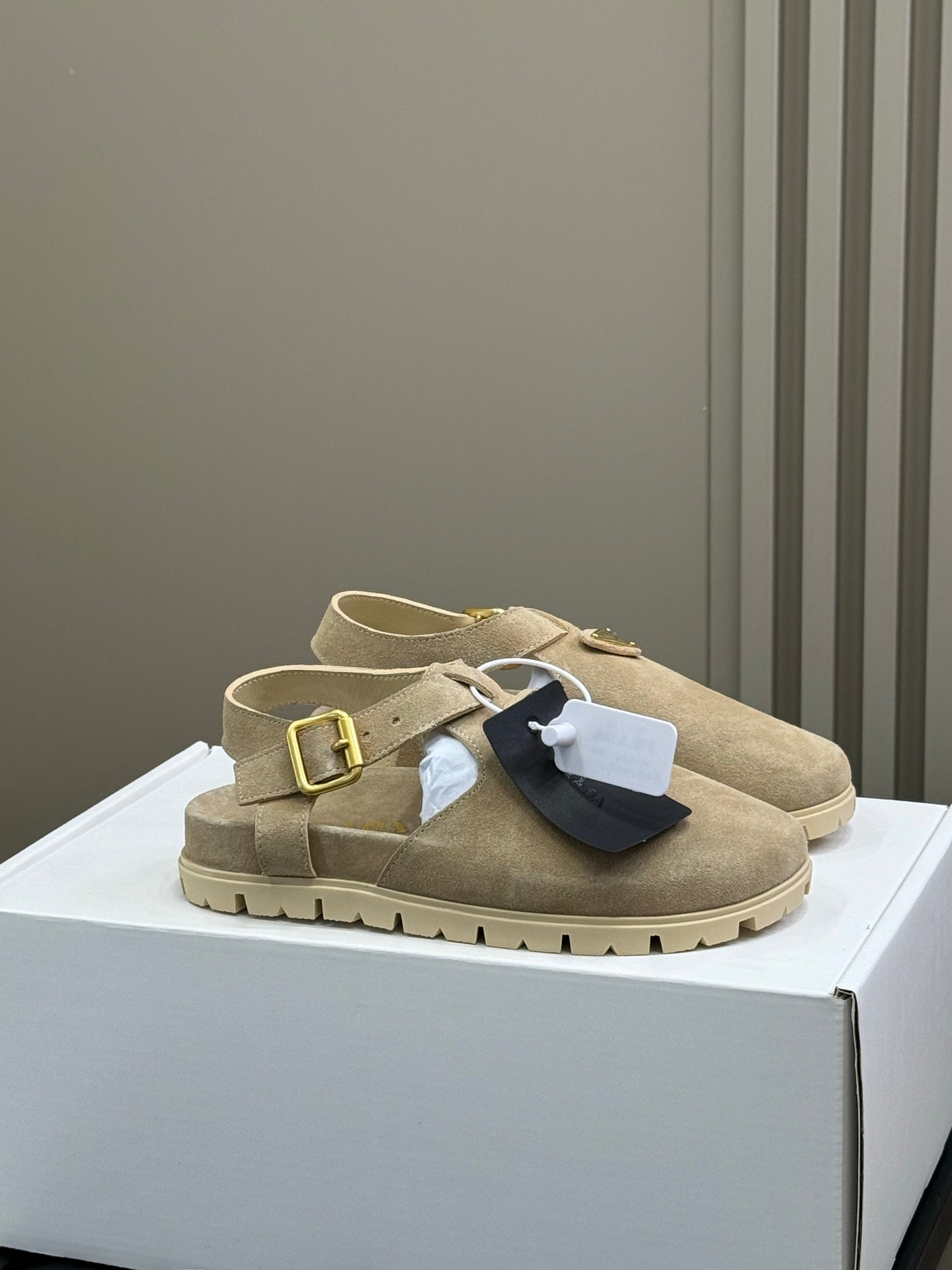 LuxluxHouse Best Quality Women Shoes Prada