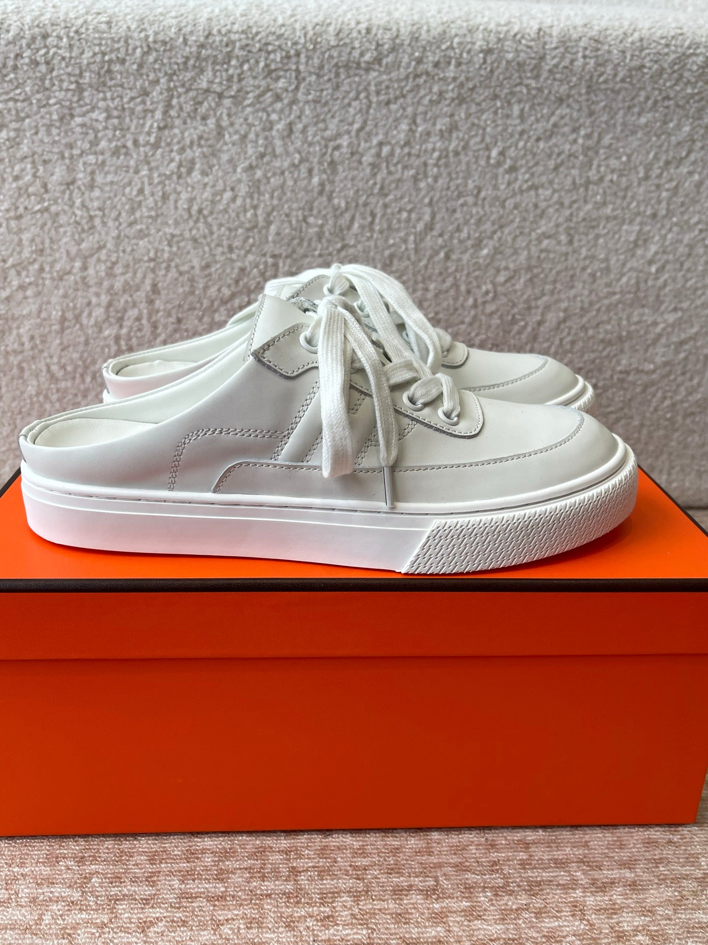 LuxluxHouse Best Quality Women Shoes Hermes