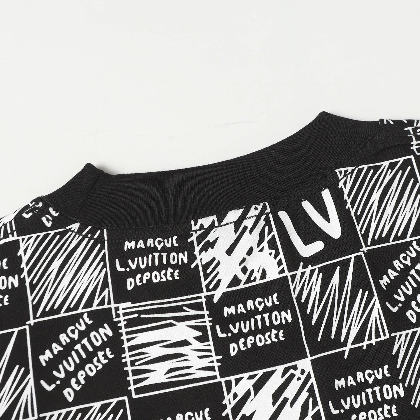 LuxluxHouse Best Quality Clothes T-shirt Louis Vuitton