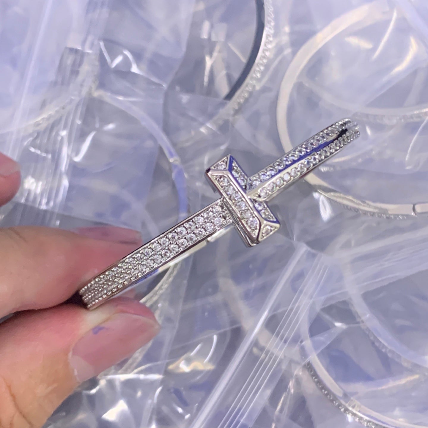 LuxluxHouse Low Price And High Quality Accessories Tiffany